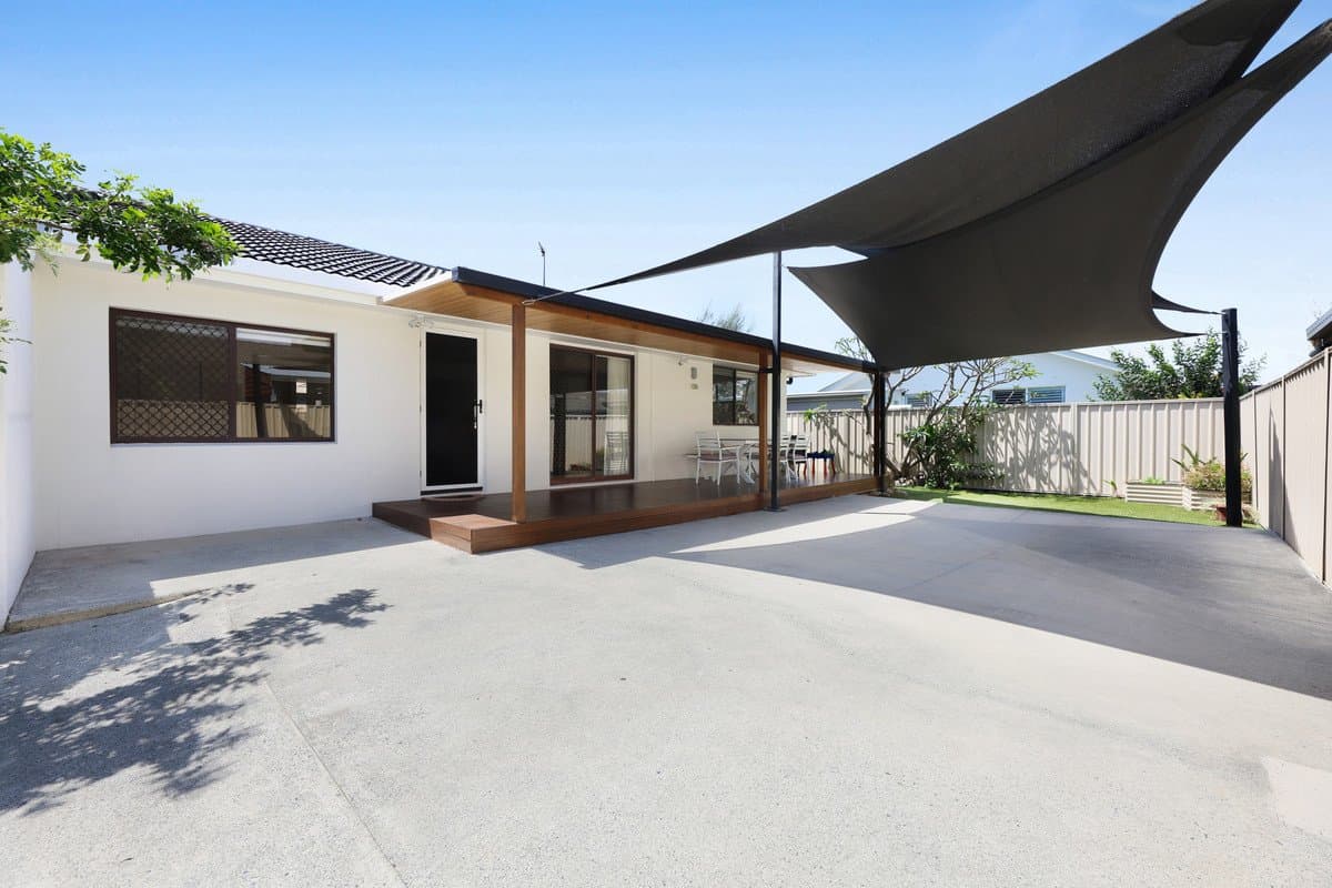 2/12 Wagtail Court, BURLEIGH WATERS QLD 4220, Burleigh Waters - Image 1