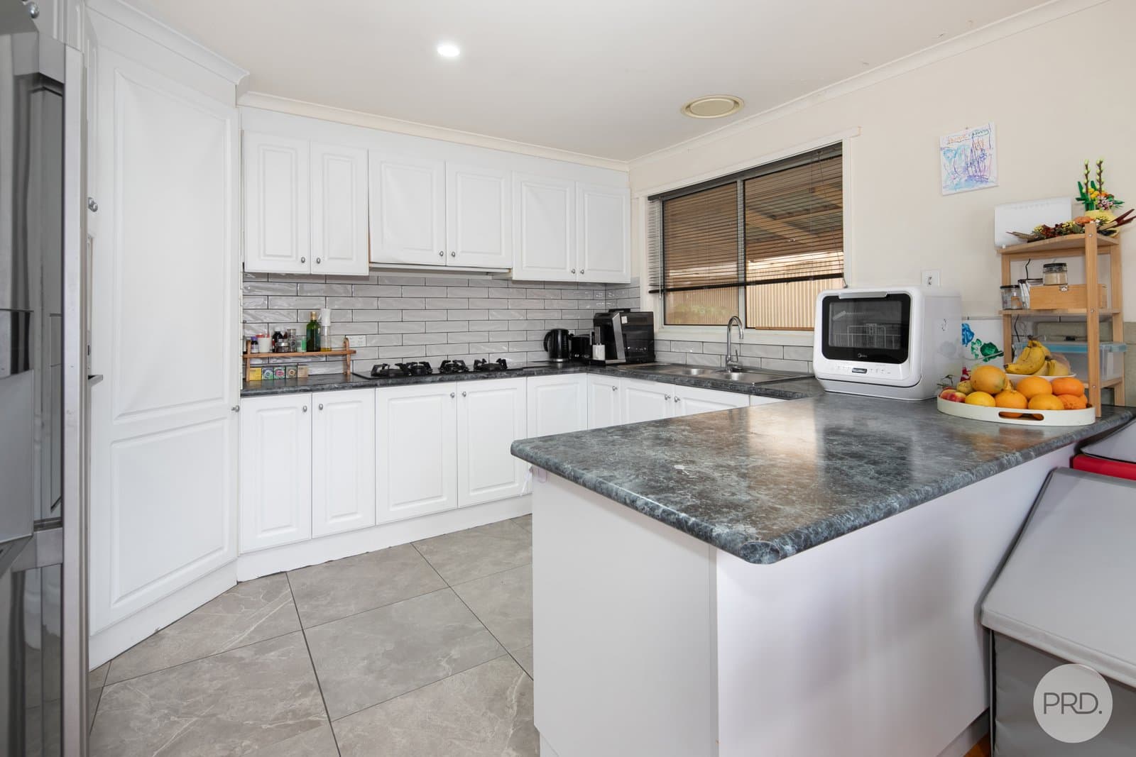 51 Whitelaw Avenue, DELACOMBE VIC 3356, Delacombe - Thumbnail 2
