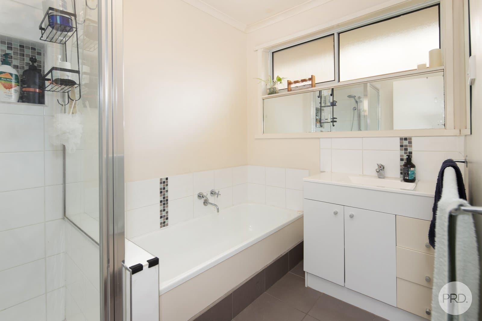 51 Whitelaw Avenue, DELACOMBE VIC 3356, Delacombe - Thumbnail 6