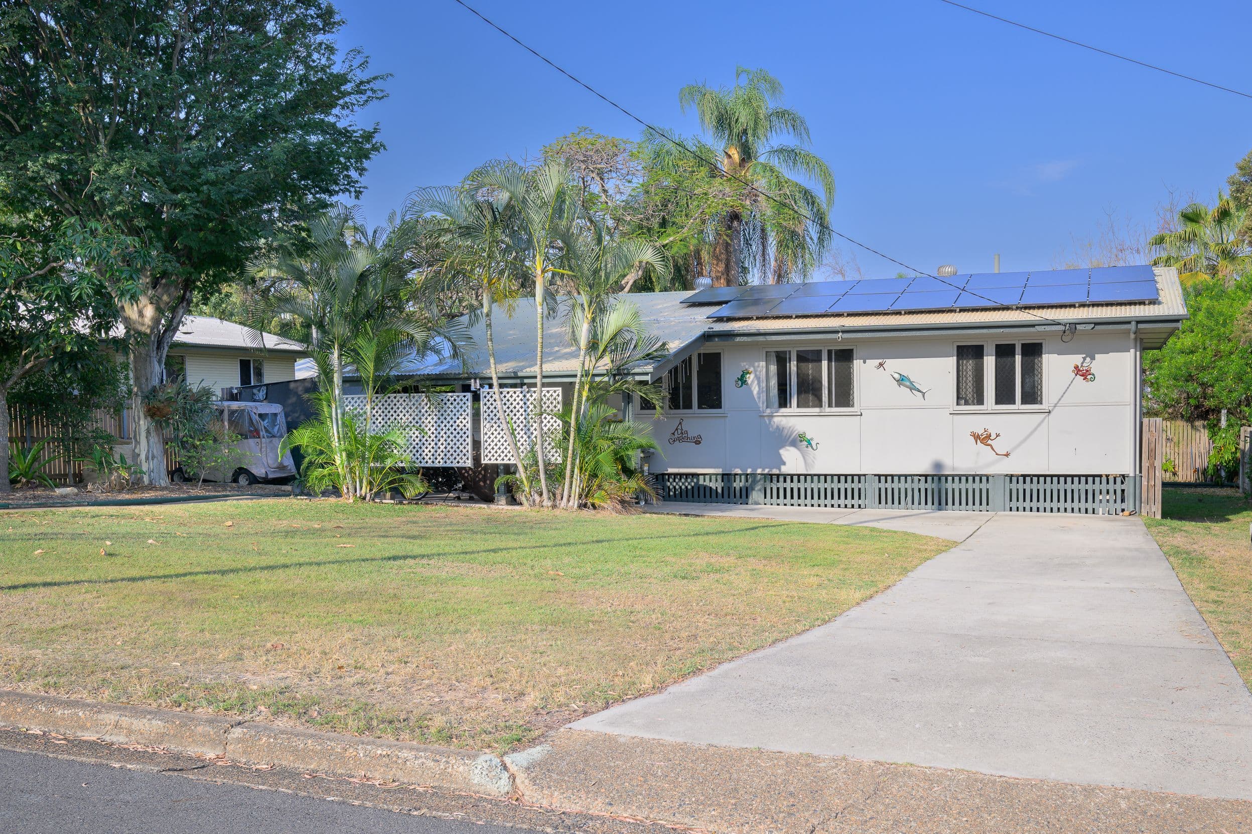 98 Barney Street , Barney Point QLD 4680, Barney Point - Thumbnail 2
