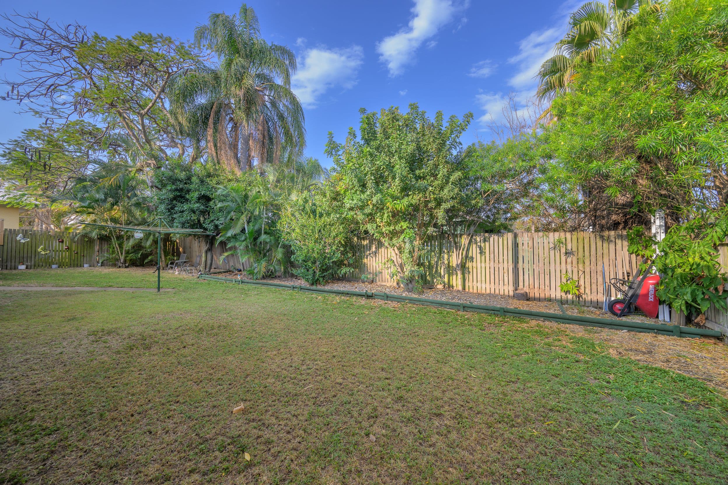 98 Barney Street , Barney Point QLD 4680, Barney Point - Thumbnail 4