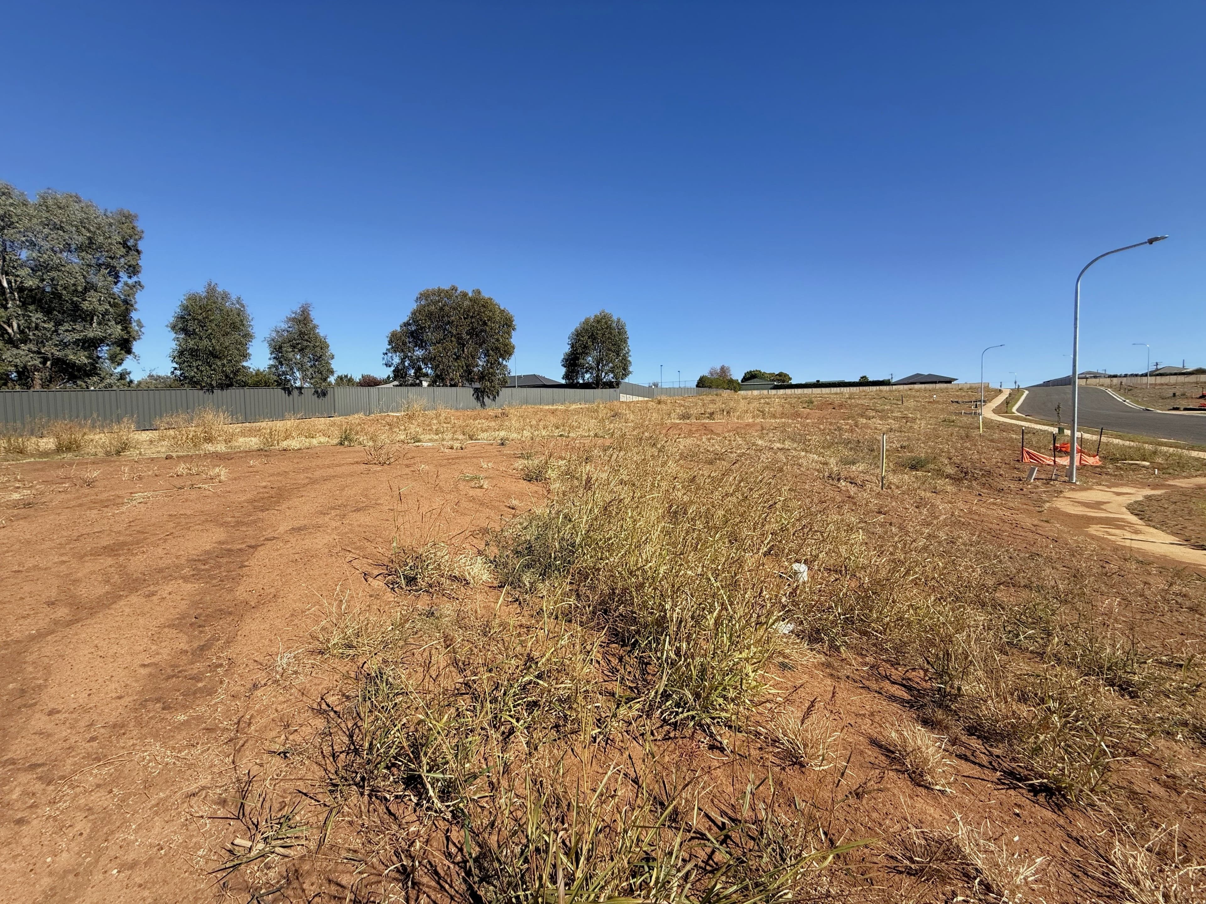 16 Armstrong Place , Young NSW 2594, Young - Thumbnail 2