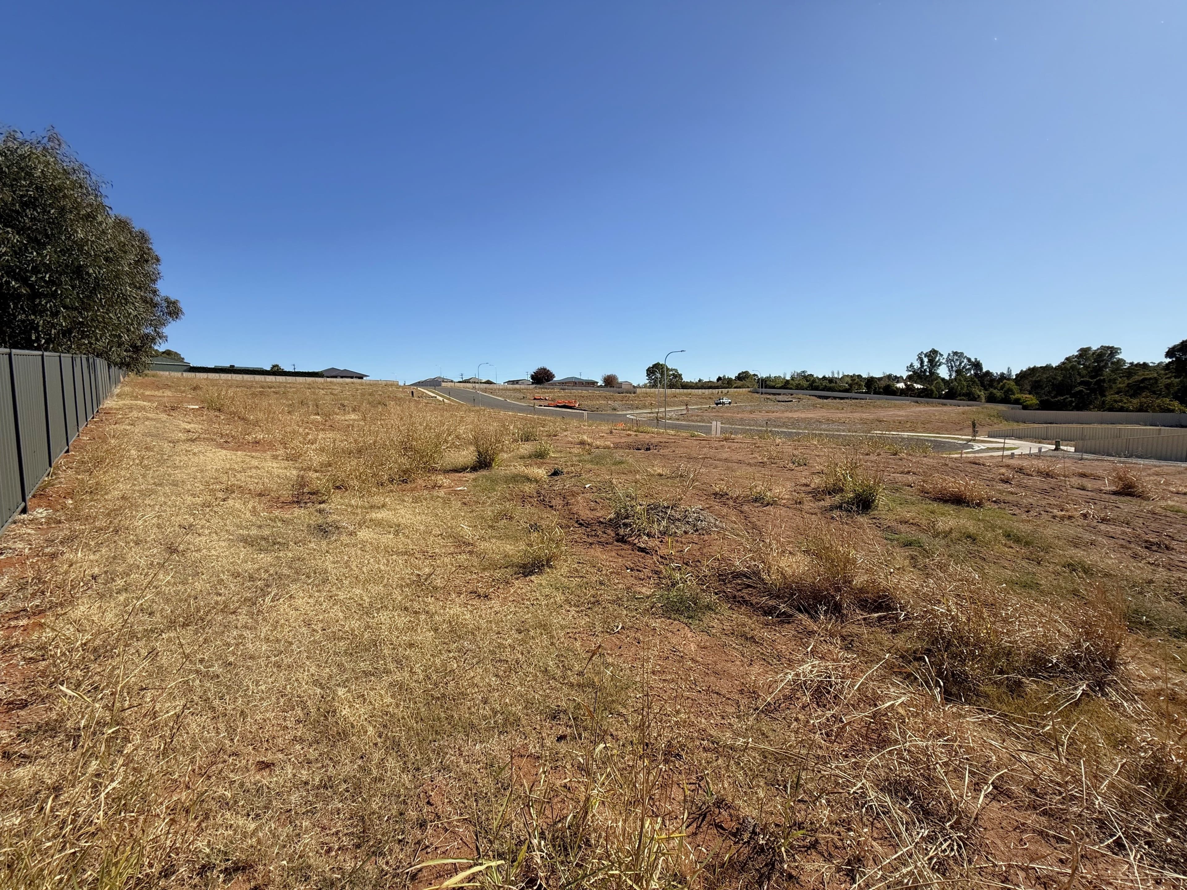 16 Armstrong Place , Young NSW 2594, Young - Thumbnail 4