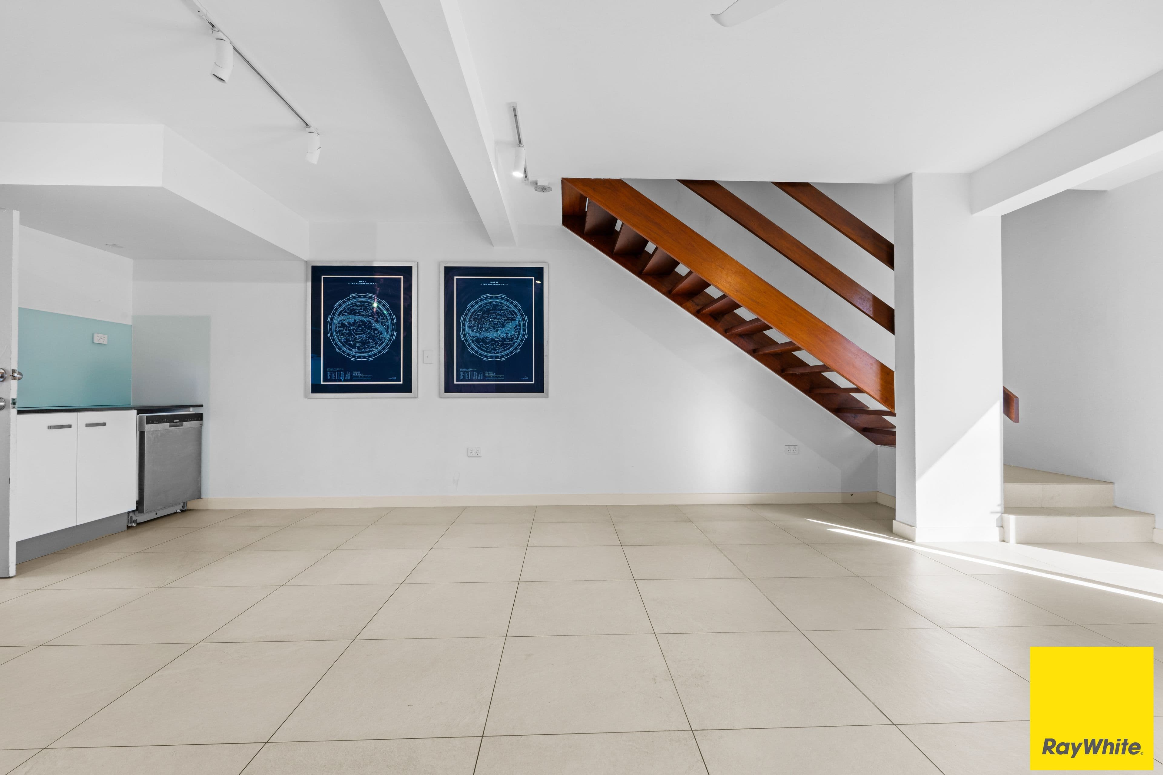 98-100 Martyn Street , Parramatta Park QLD 4870, Parramatta Park - Thumbnail 5