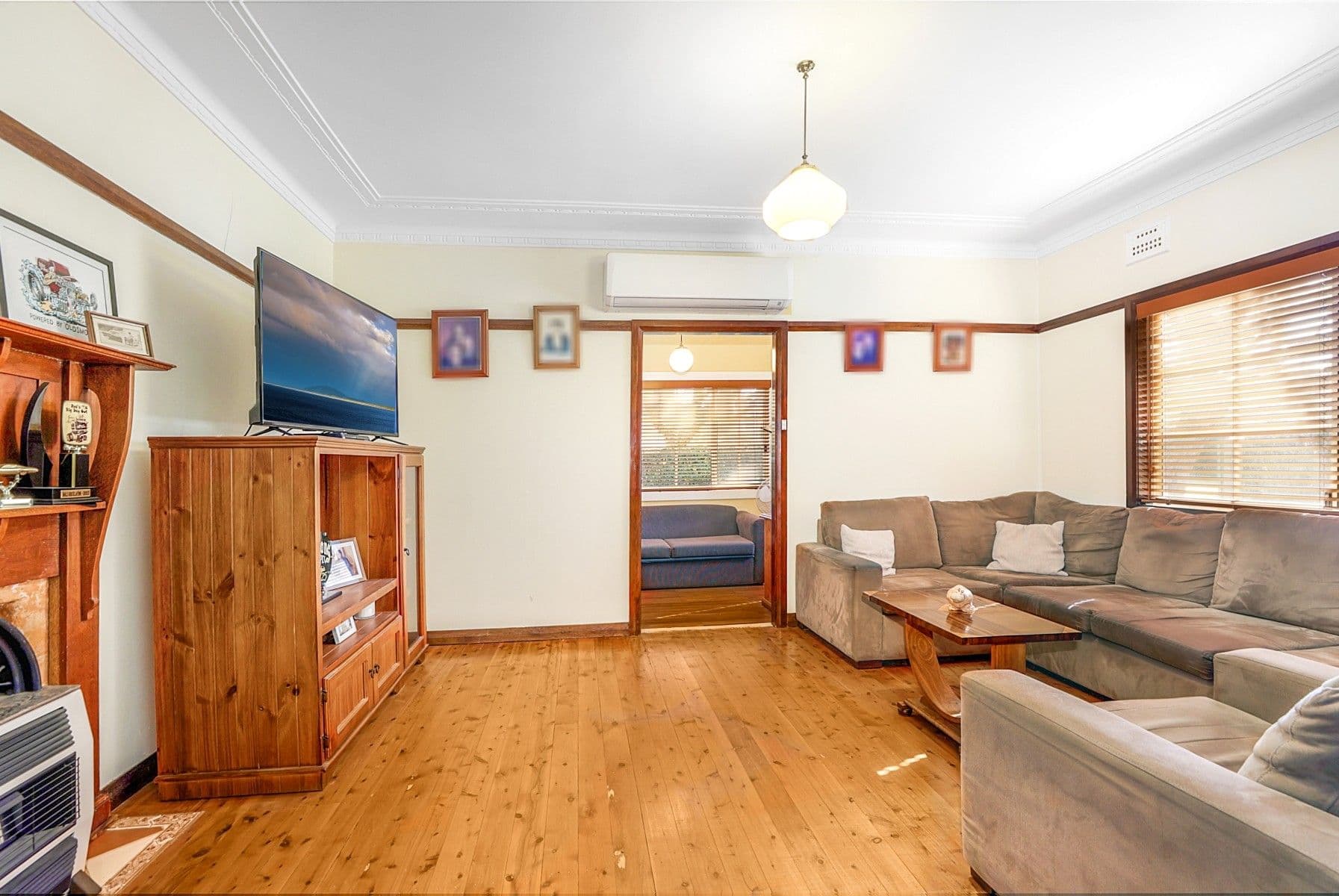 4 Ladbury Avenue , Penrith NSW 2750, Penrith - Thumbnail 2