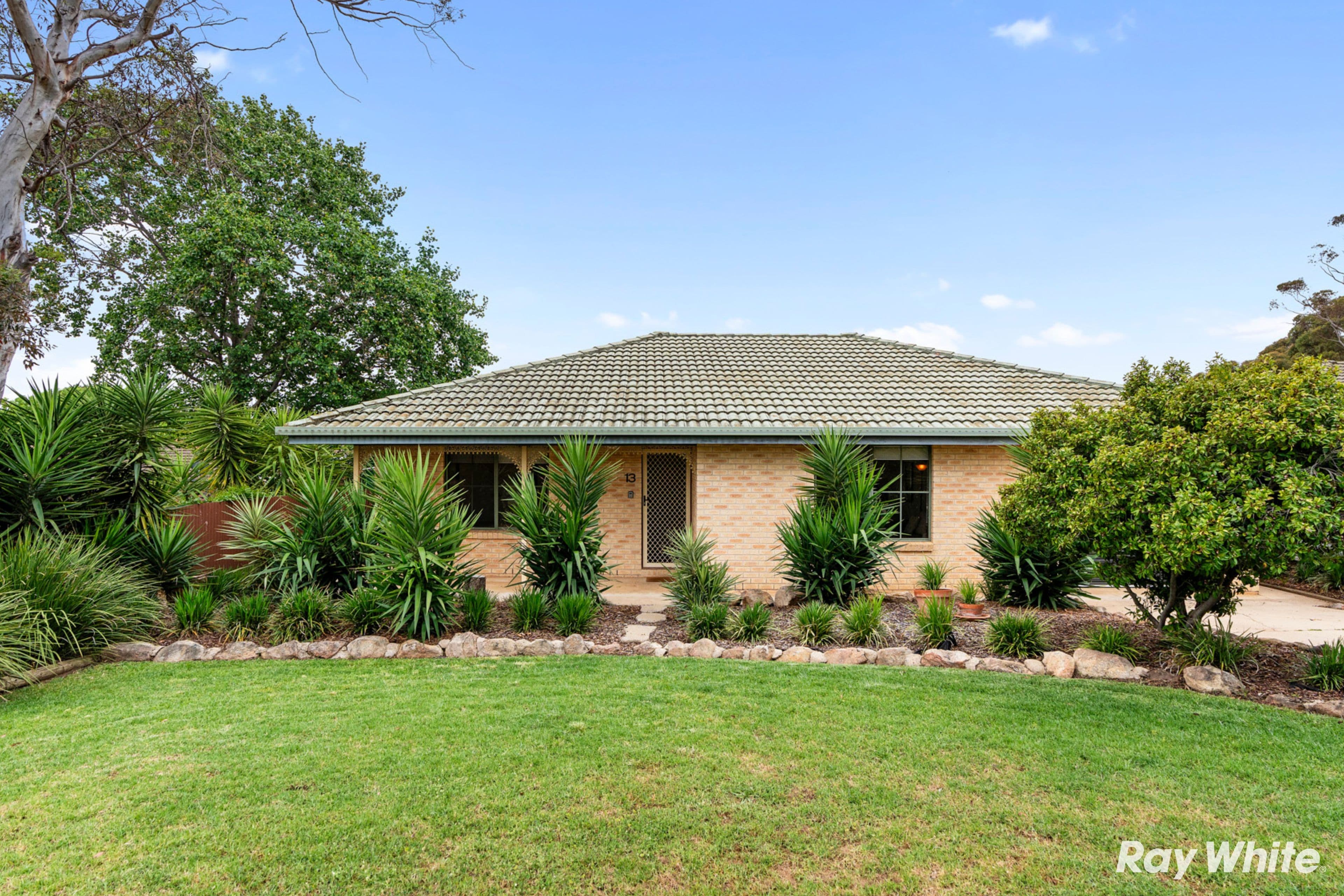 13 Oleander Crescent , Lake Albert NSW 2650, Lake Albert - Thumbnail 2