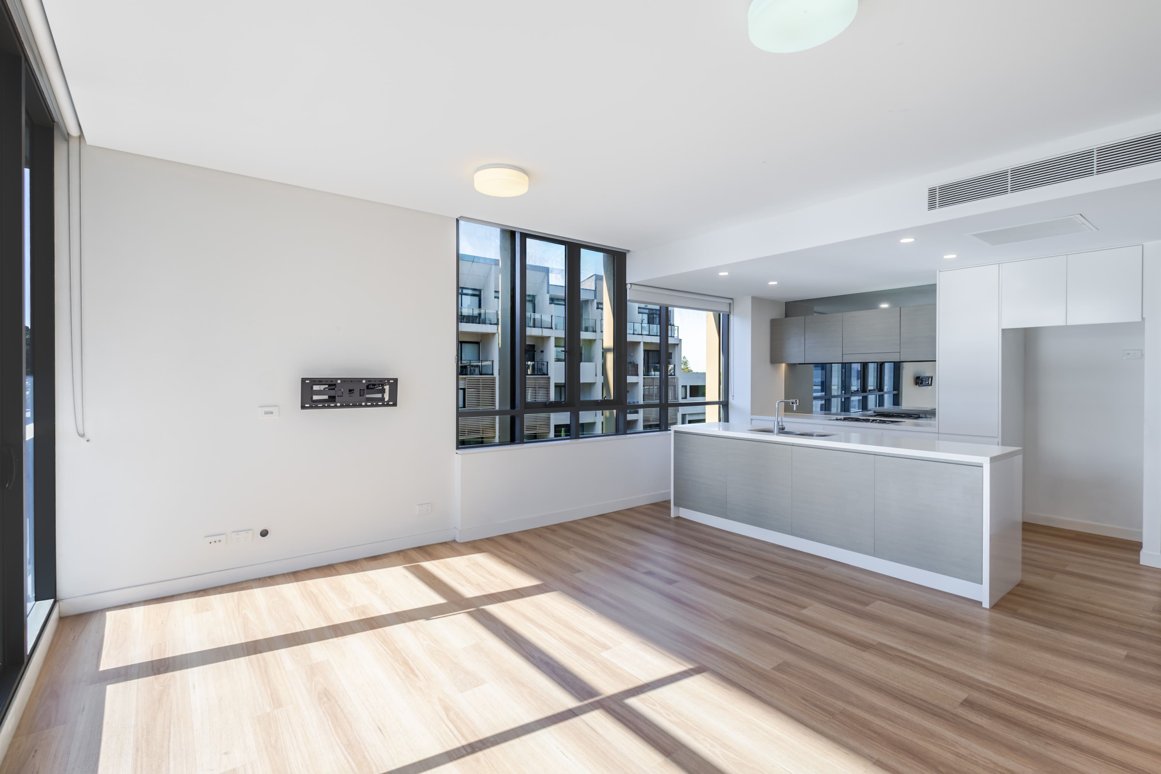 34 Rothschild Avenue , Rosebery NSW 2018, Rosebery - Thumbnail 2