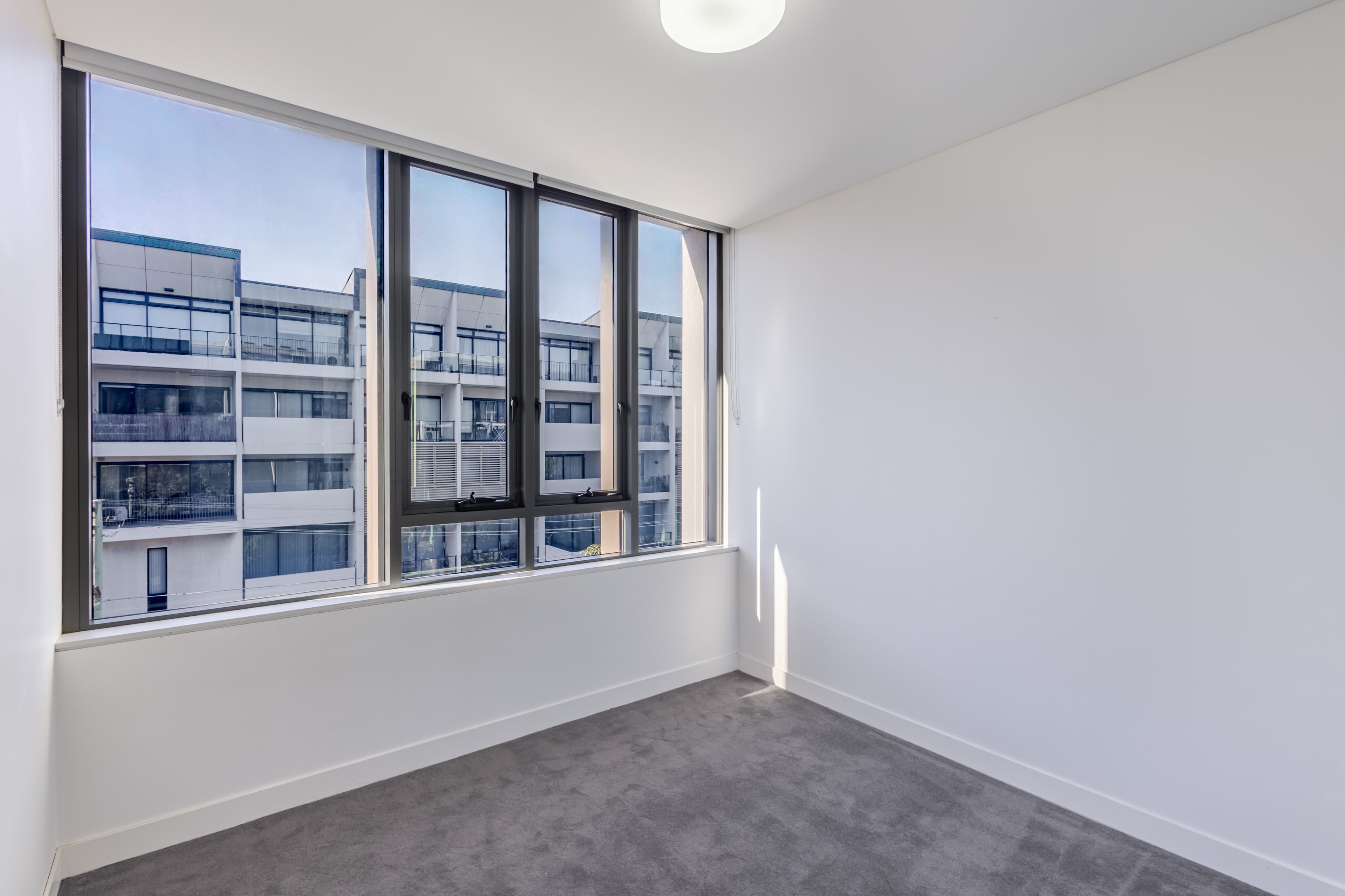 34 Rothschild Avenue , Rosebery NSW 2018, Rosebery - Thumbnail 4