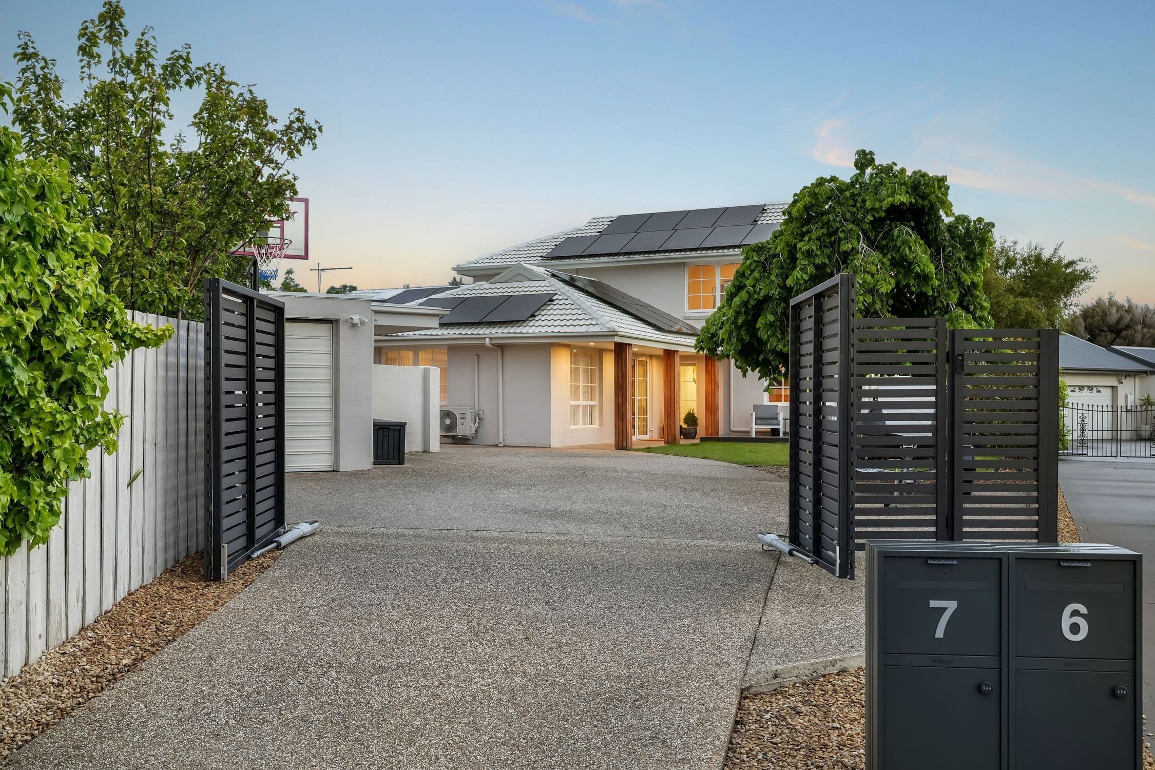 7 Lanrick Court , Lindisfarne TAS 7015, Lindisfarne - Image 1
