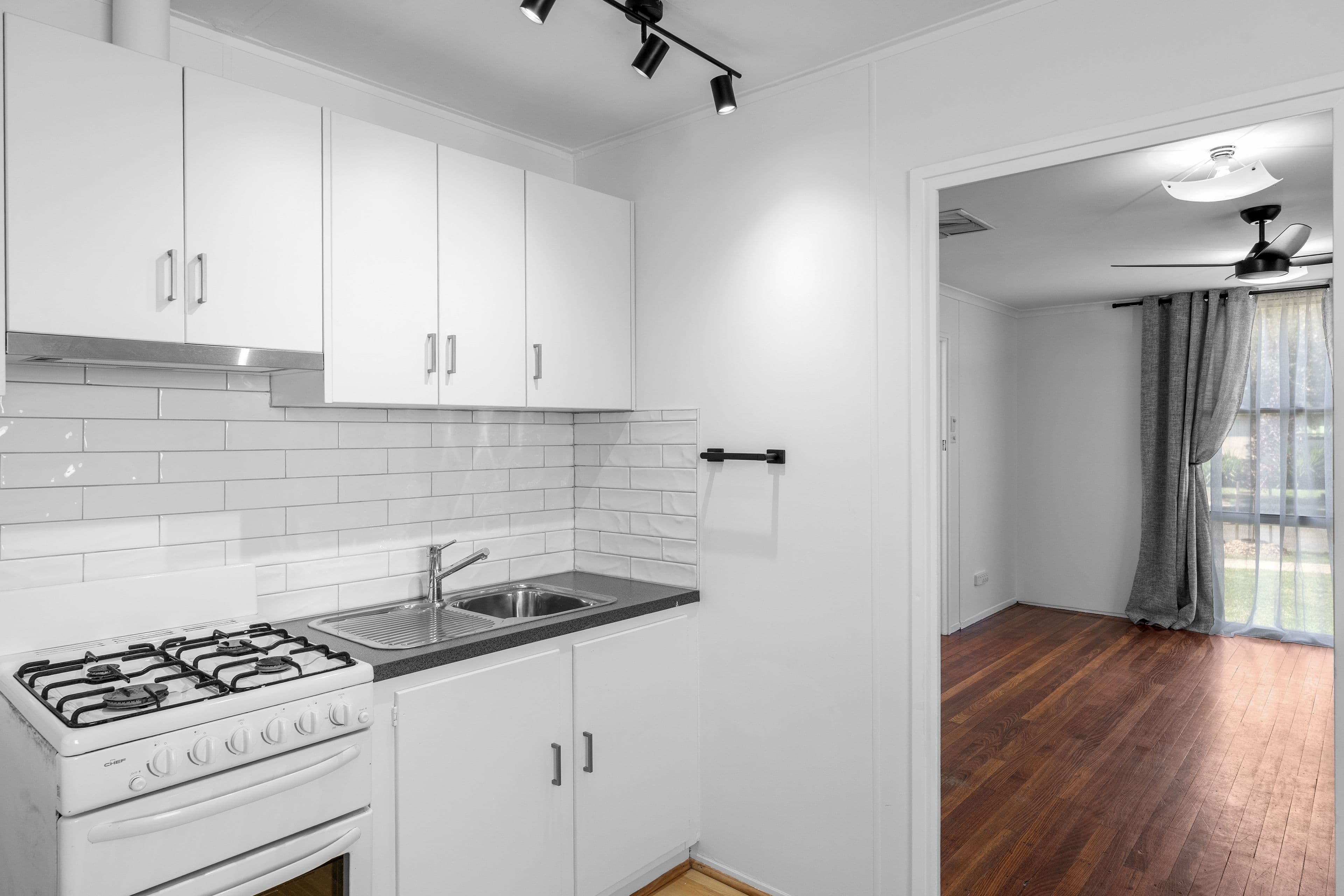 33 Martindale Crescent , Seymour VIC 3660, Seymour - Thumbnail 3