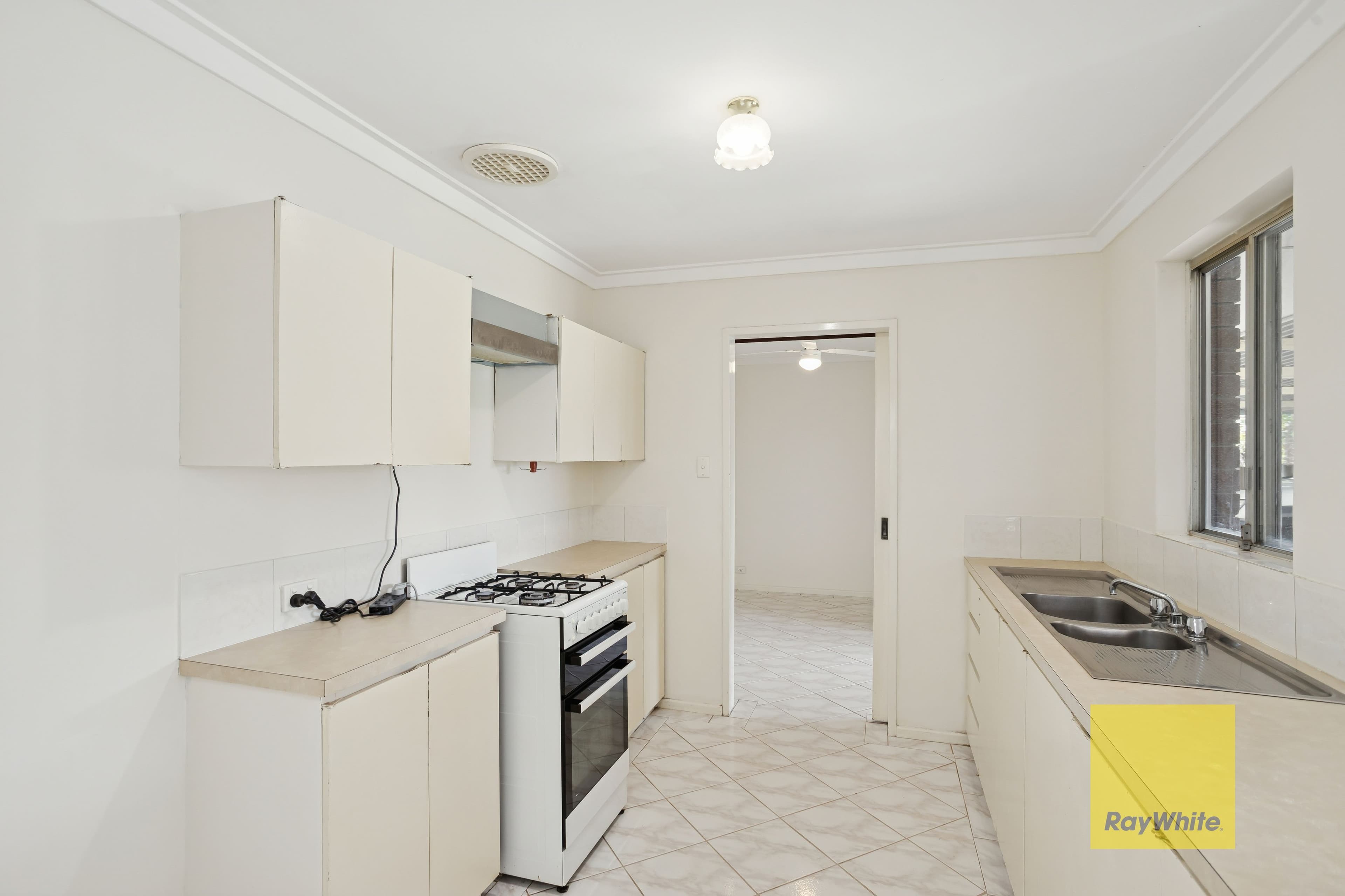 49 Mallee Way , Forrestfield WA 6058, Forrestfield - Thumbnail 8