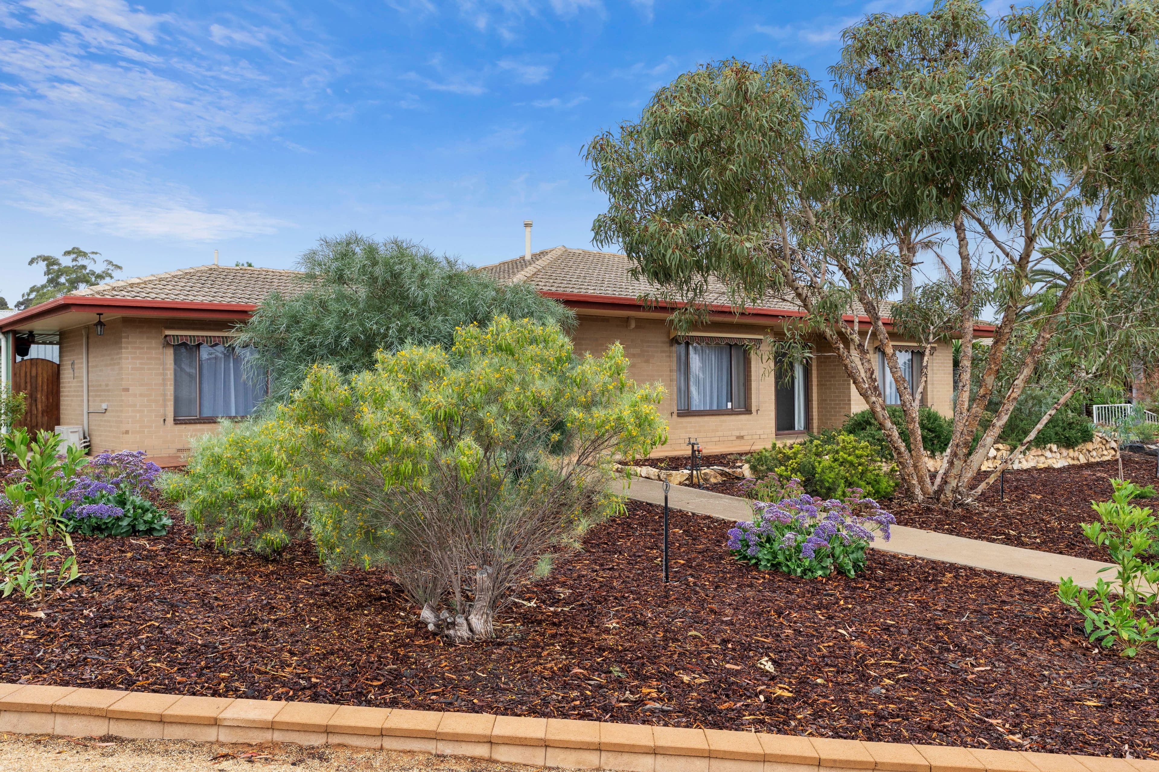 9 Hilltop Drive , Loxton SA 5333, Loxton - Image 1