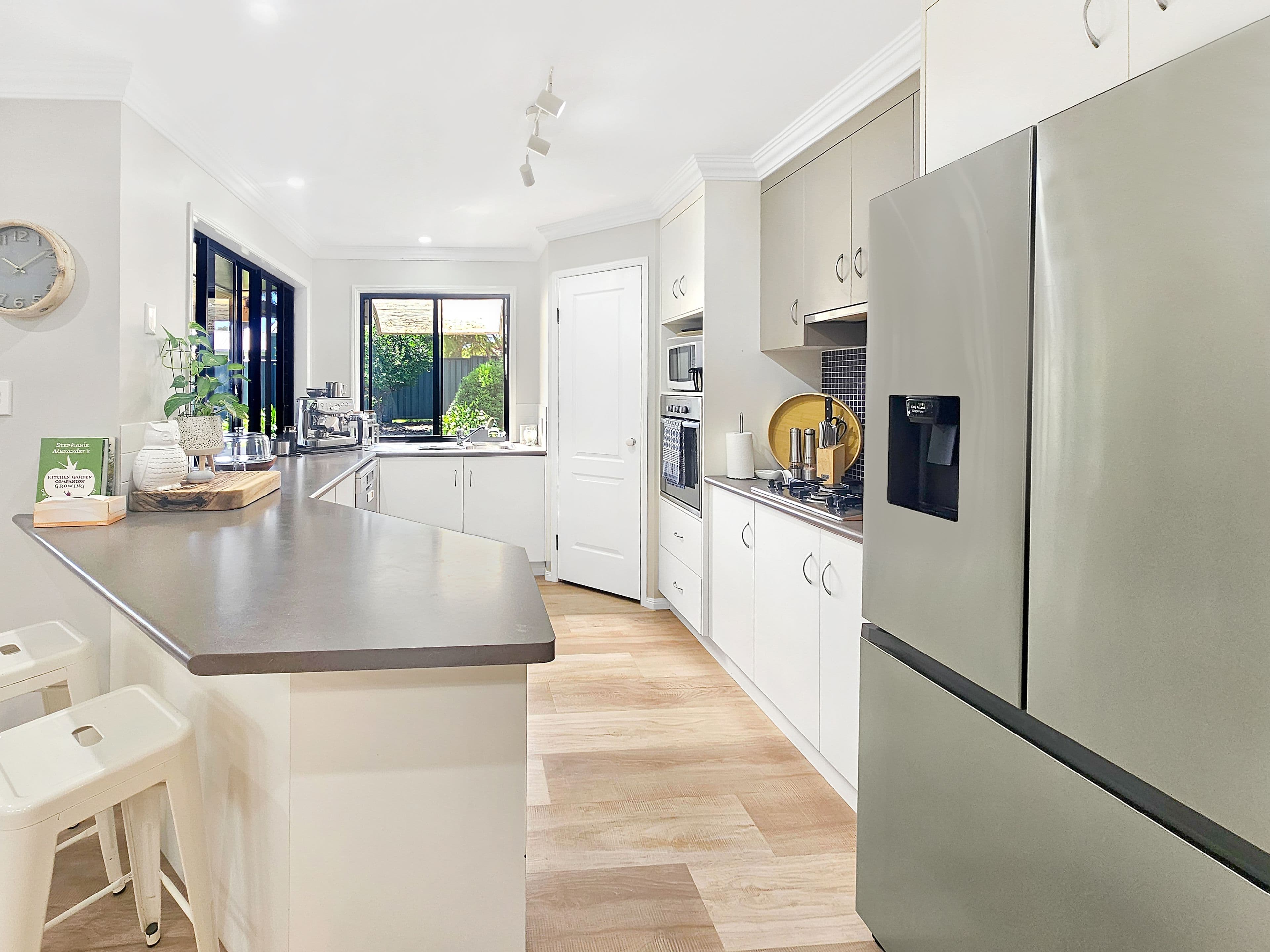 6 Matthew Court , Crows Nest QLD 4355, Crows Nest - Thumbnail 2