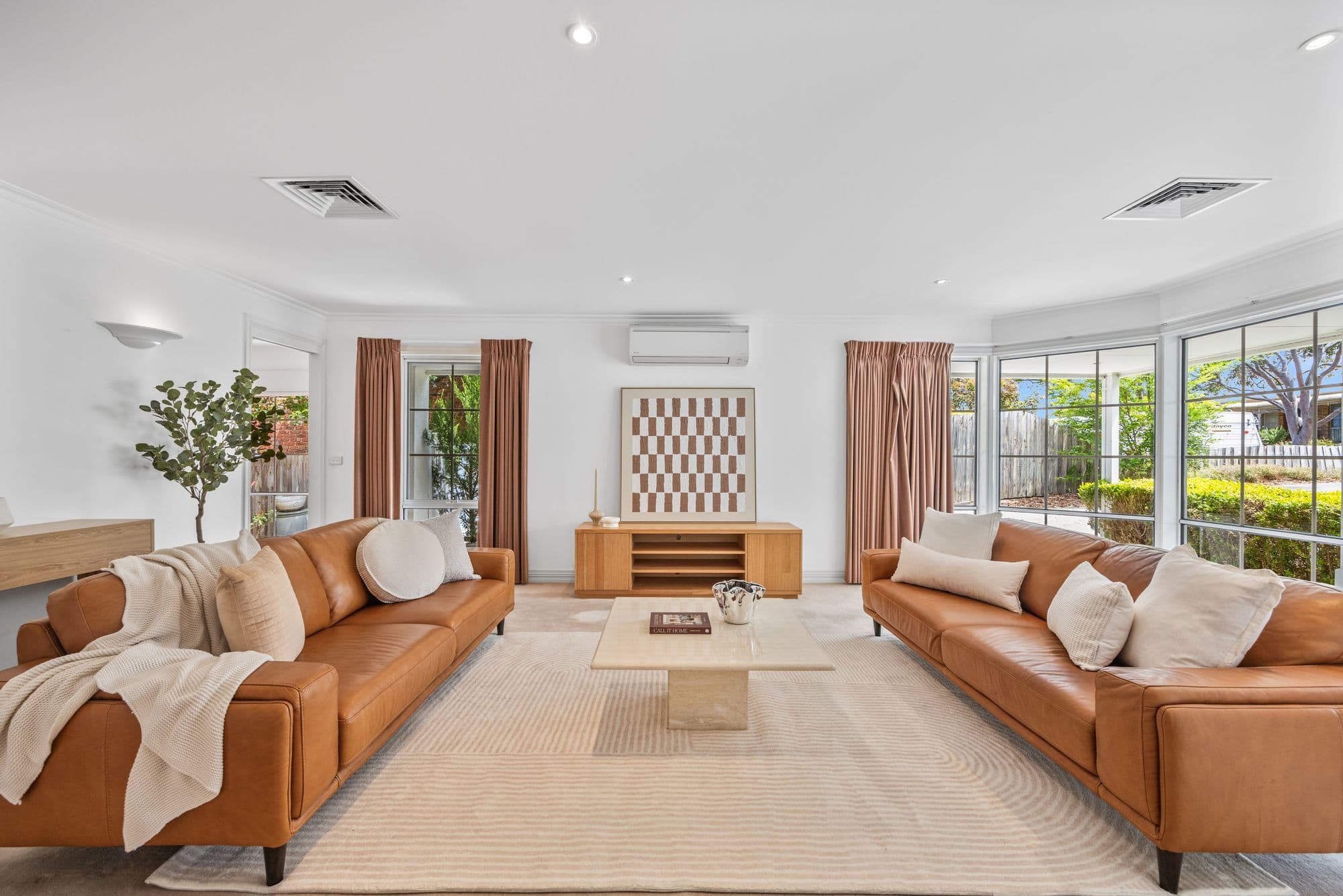 64 Quarry Hills Drive , Berwick VIC 3806, Berwick - Thumbnail 2