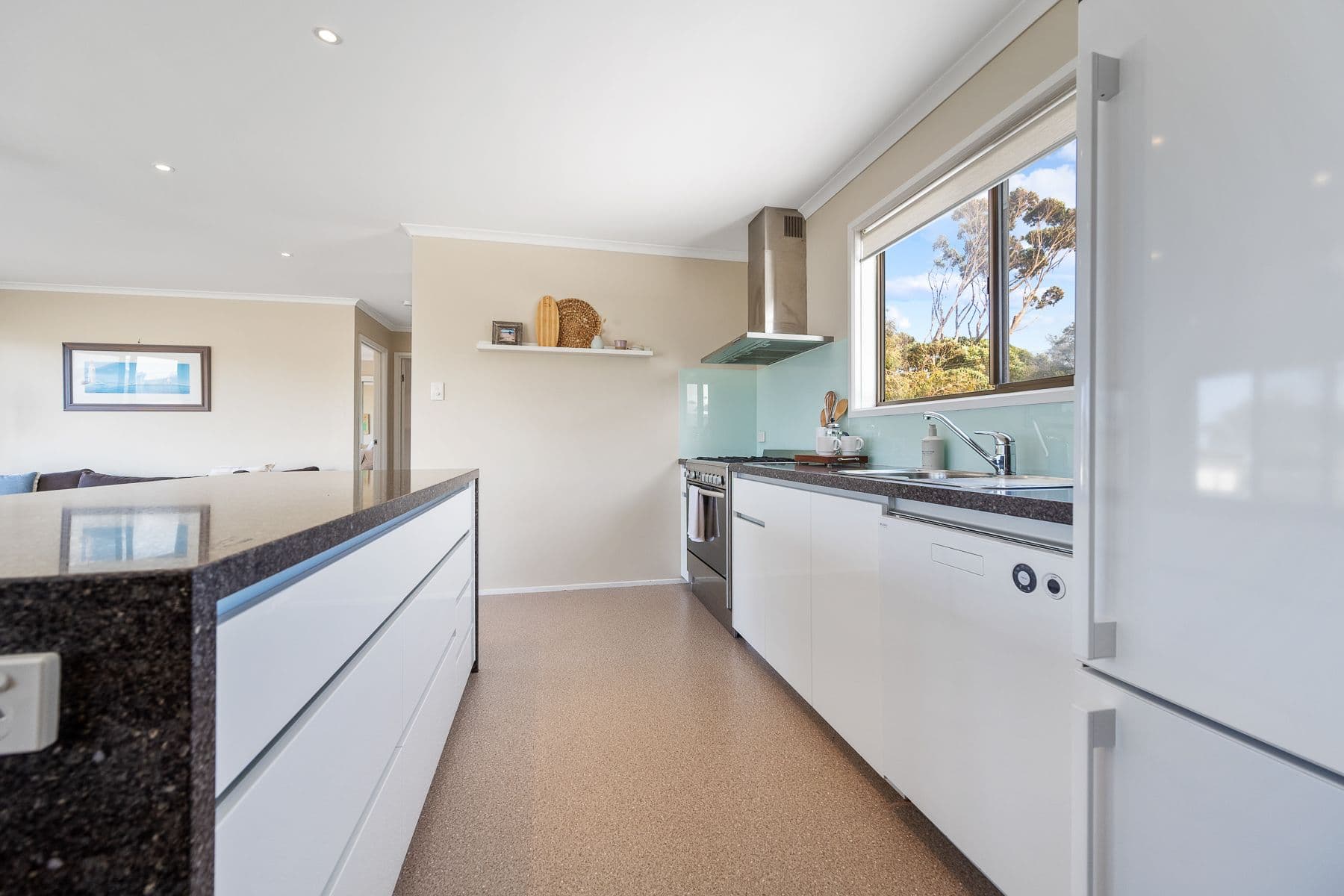 25 Nardoo Street, Cape Paterson - Thumbnail 4