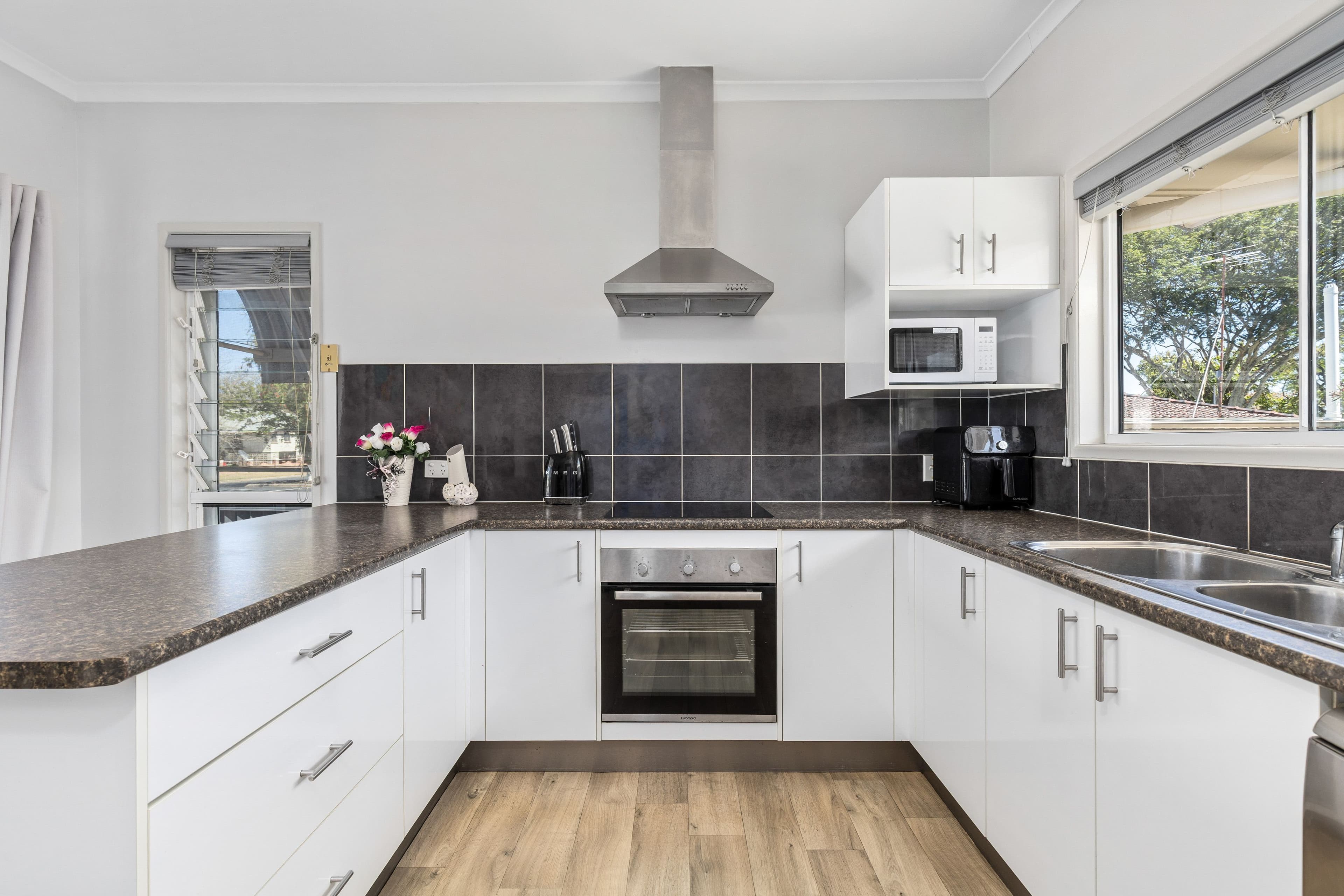 55 Yamala Street , Emerald QLD 4720, Emerald - Thumbnail 6