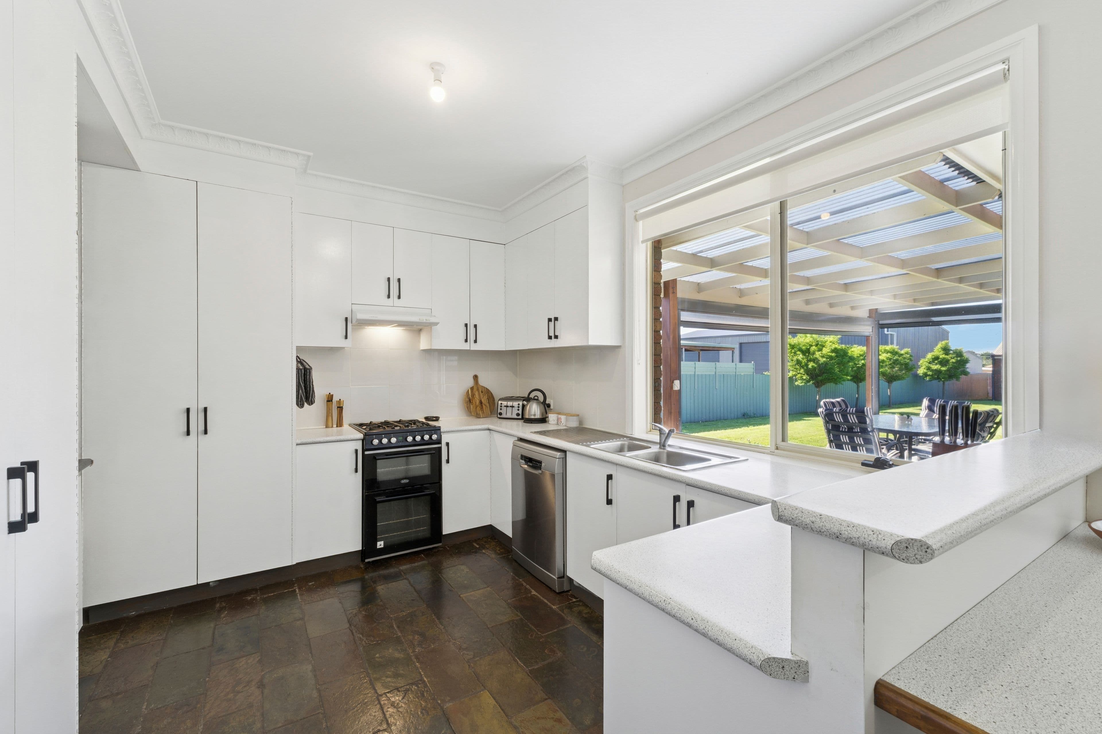 81 Neylon Street , Cobden VIC 3266, Cobden - Thumbnail 5