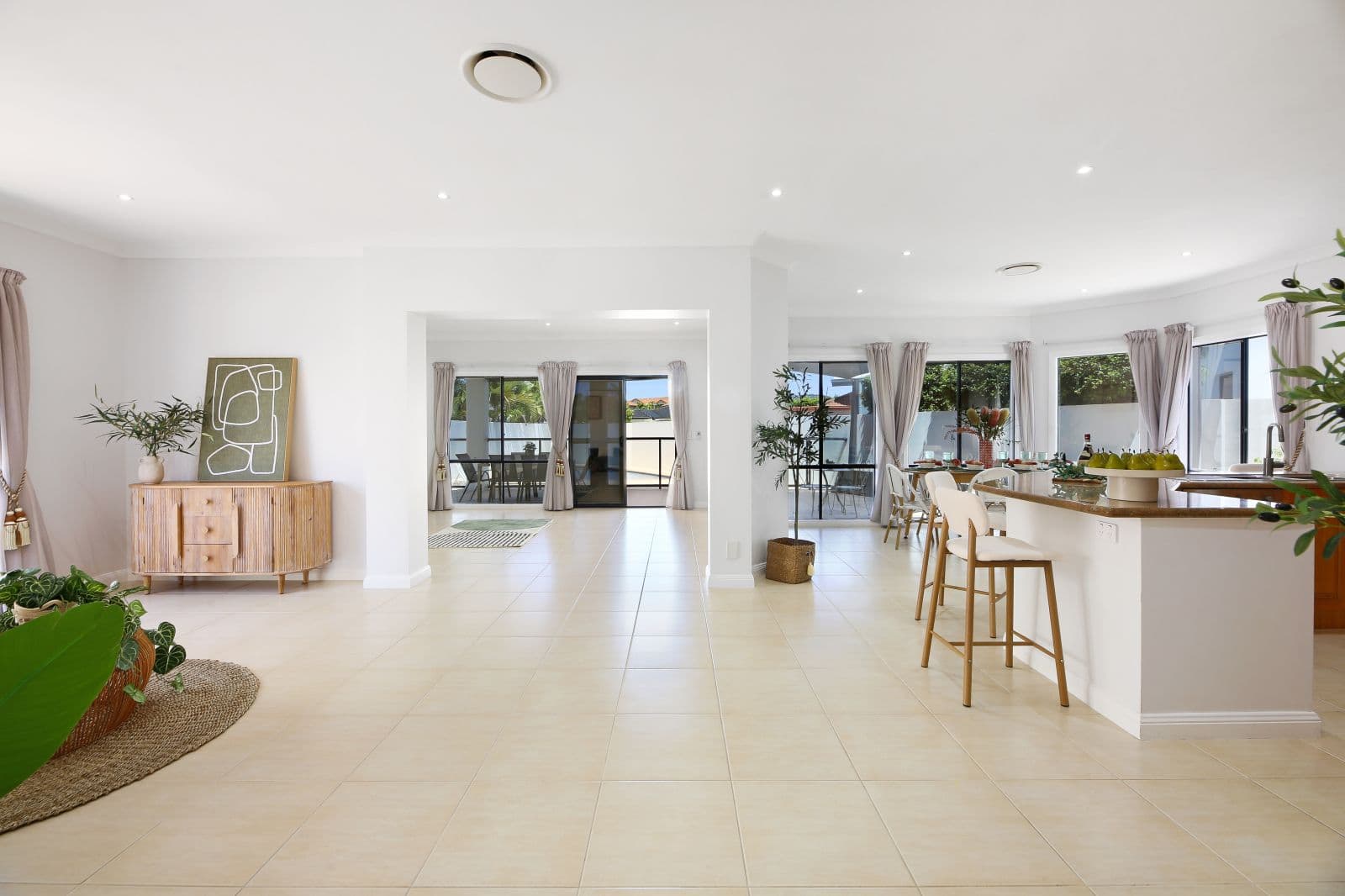 145 Palm Meadows Drive , Carrara QLD 4211, Carrara - Thumbnail 3