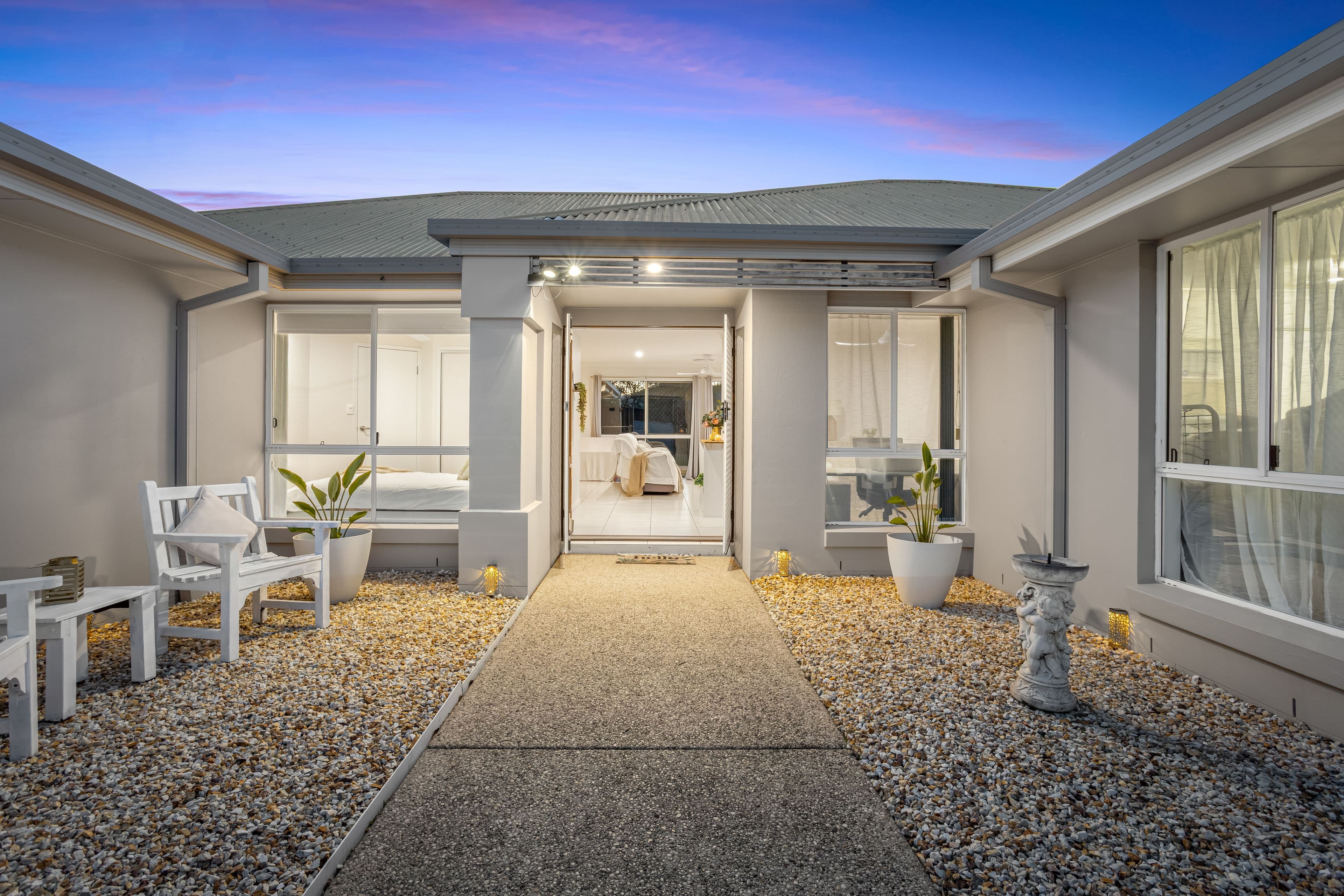 3 Peckham Court , Pacific Pines QLD 4211, Pacific Pines - Thumbnail 2