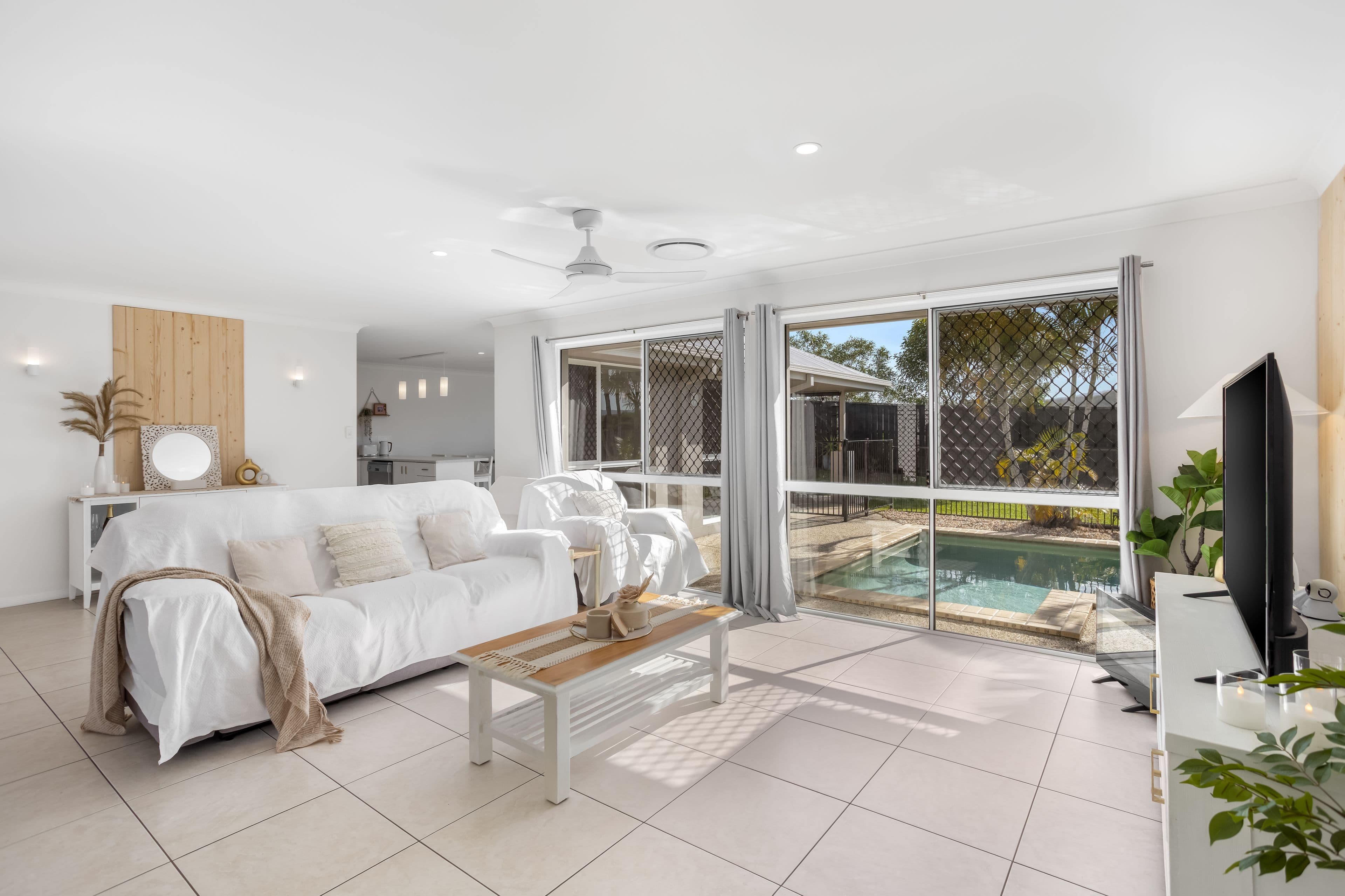 3 Peckham Court , Pacific Pines QLD 4211, Pacific Pines - Thumbnail 5