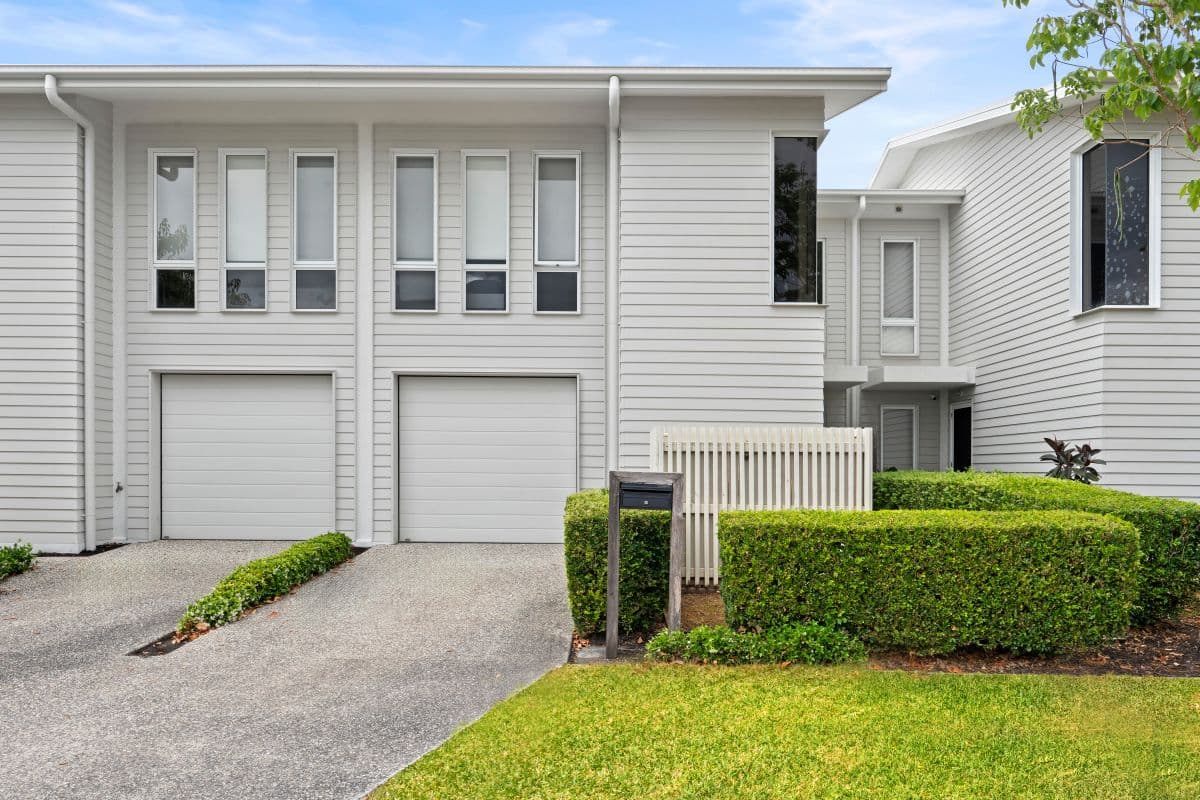 52 Hill Drive , Pimpama QLD 4209, Pimpama - Image 1