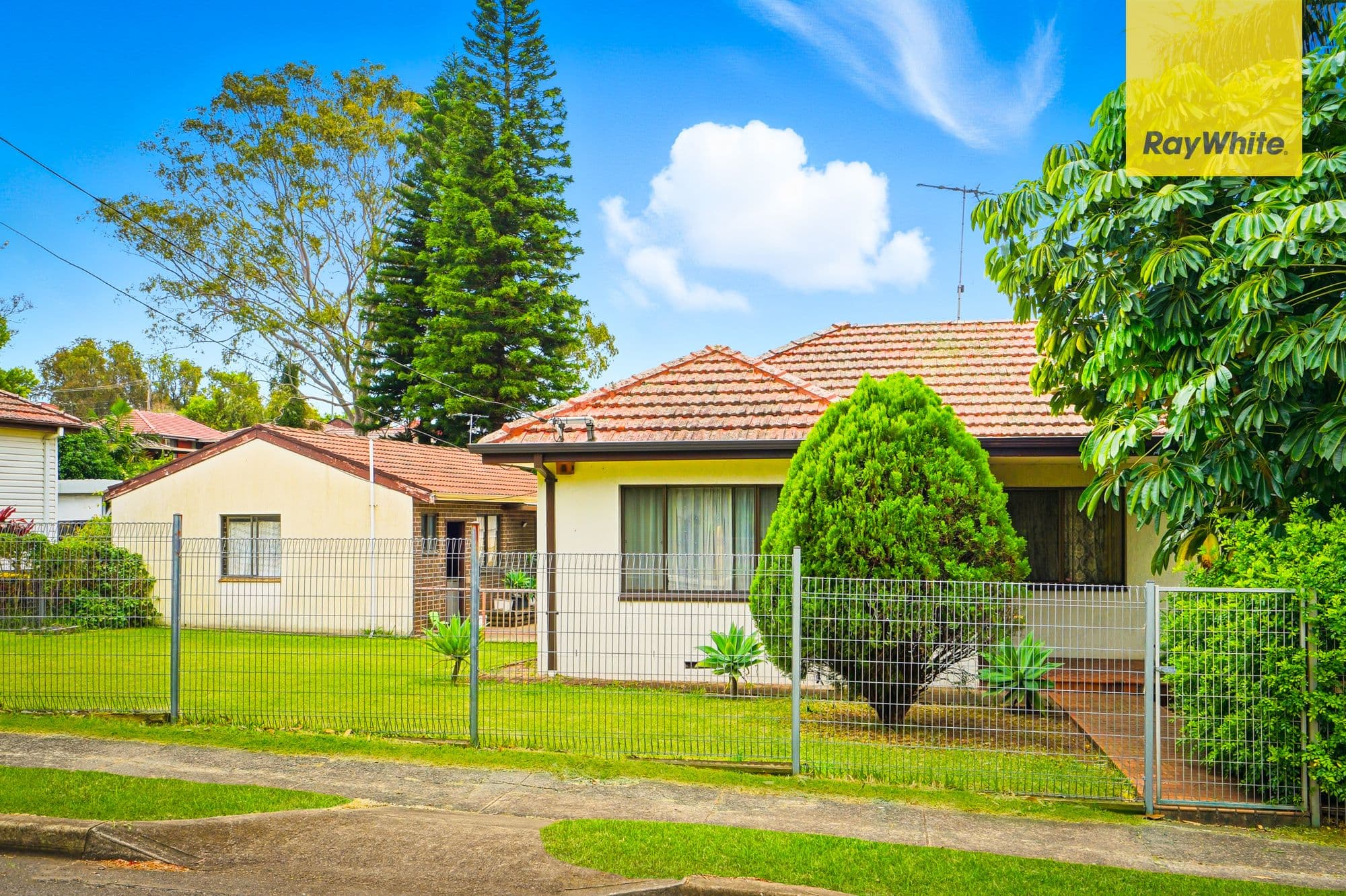 64 Rowley Road, Guildford - Image 1