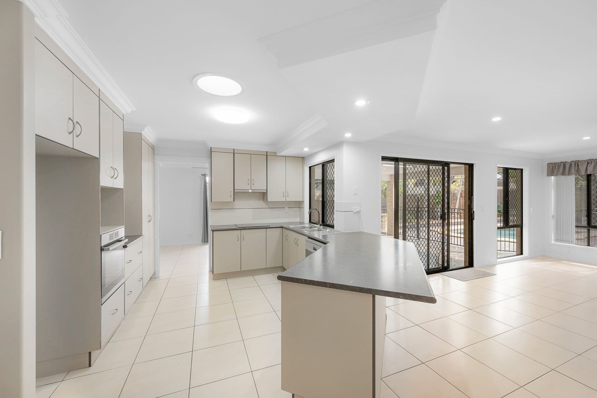 29 Dolphin Terrace , South Gladstone QLD 4680, South Gladstone - Thumbnail 3