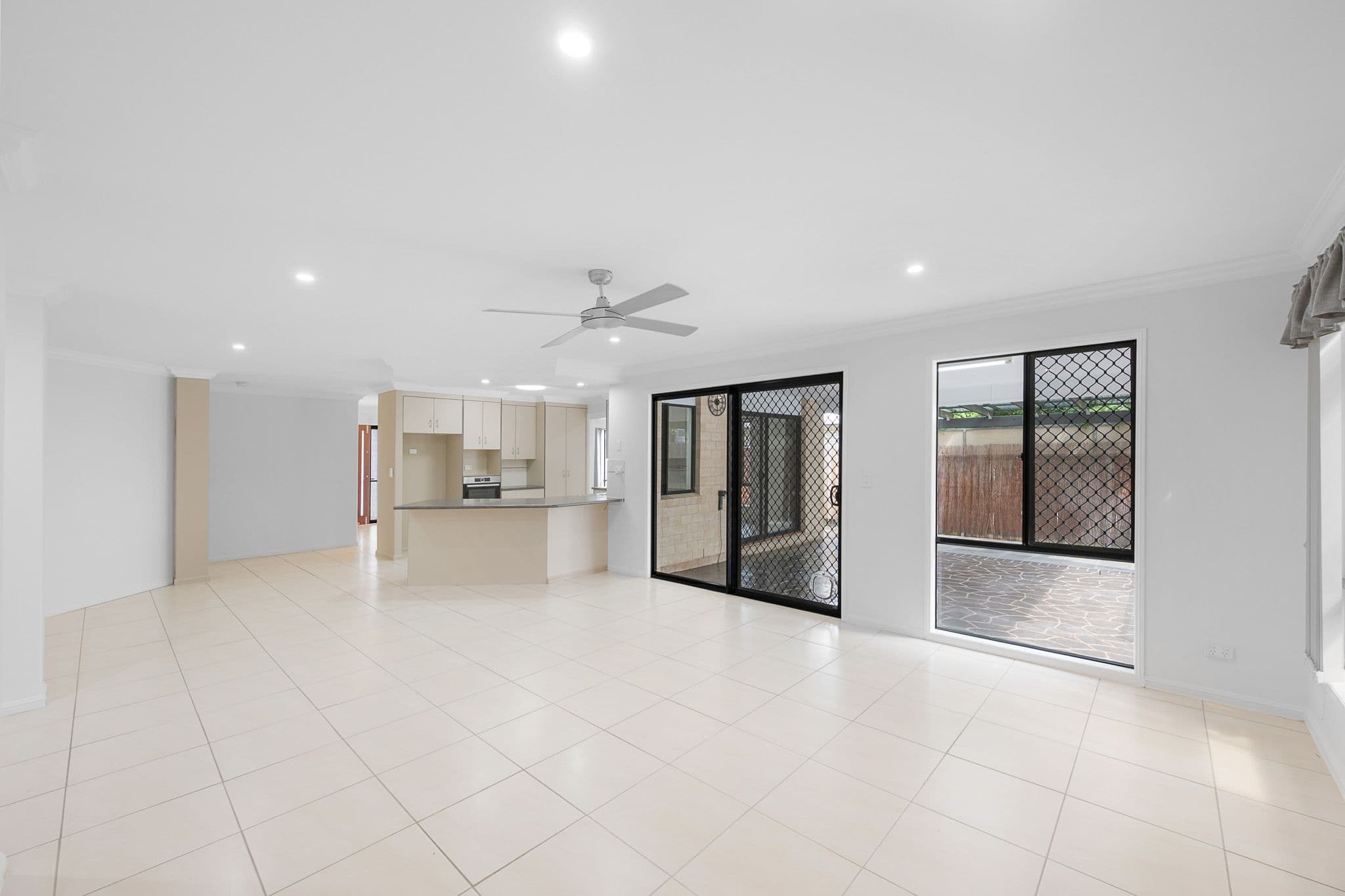 29 Dolphin Terrace , South Gladstone QLD 4680, South Gladstone - Thumbnail 7
