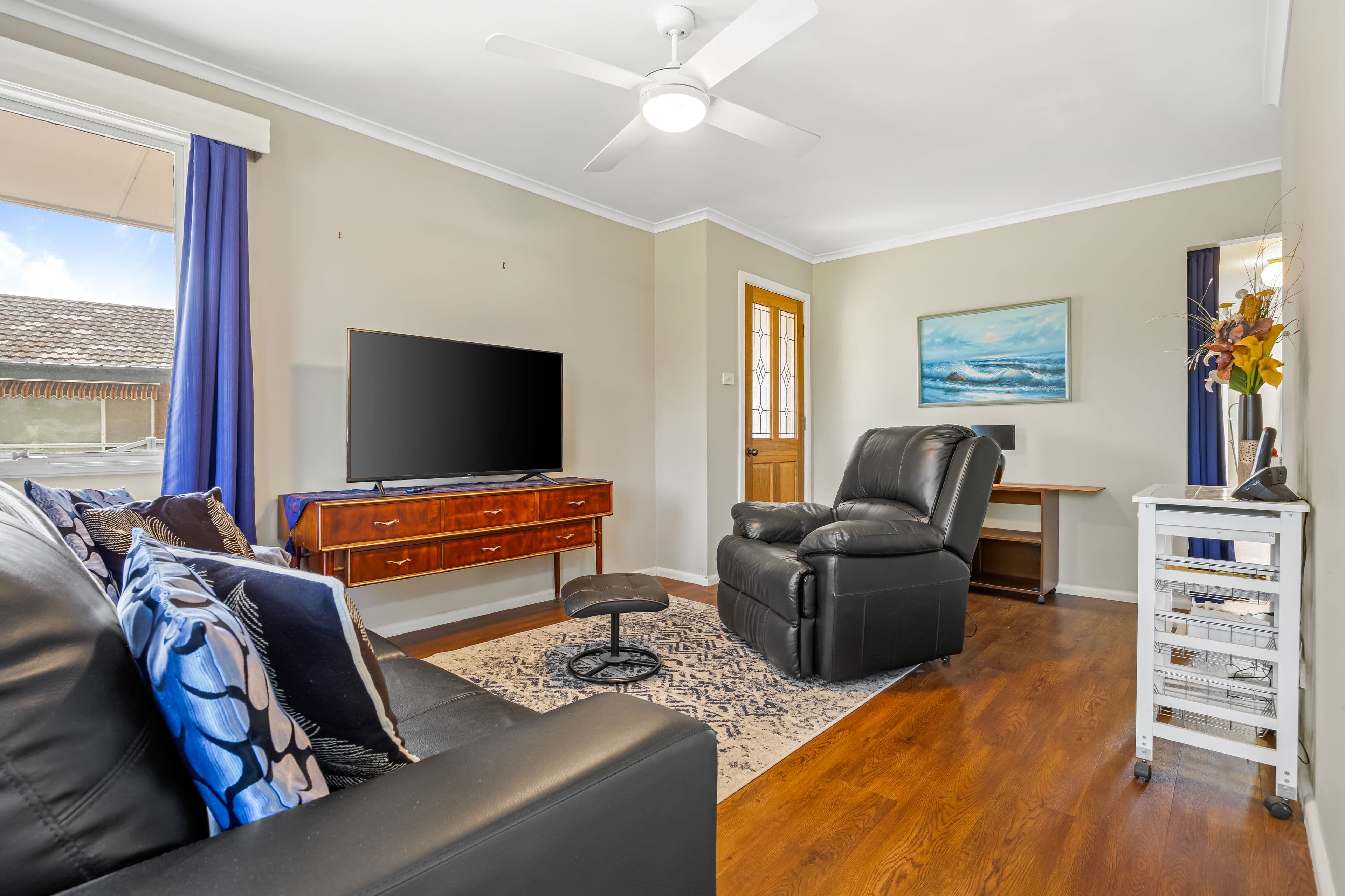 44 Webbcona Parade , Wendouree VIC 3355, Wendouree - Thumbnail 3