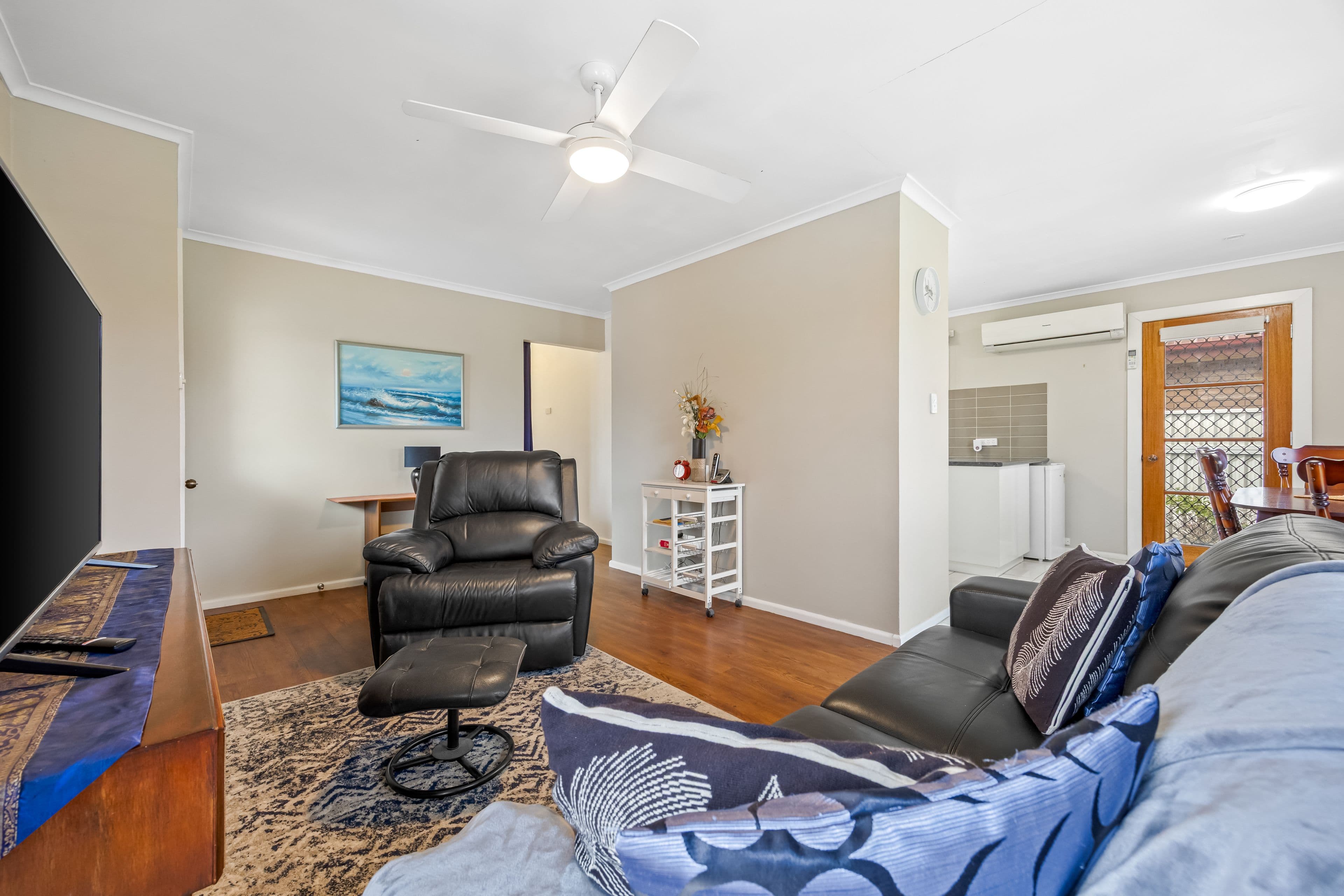 44 Webbcona Parade , Wendouree VIC 3355, Wendouree - Thumbnail 4