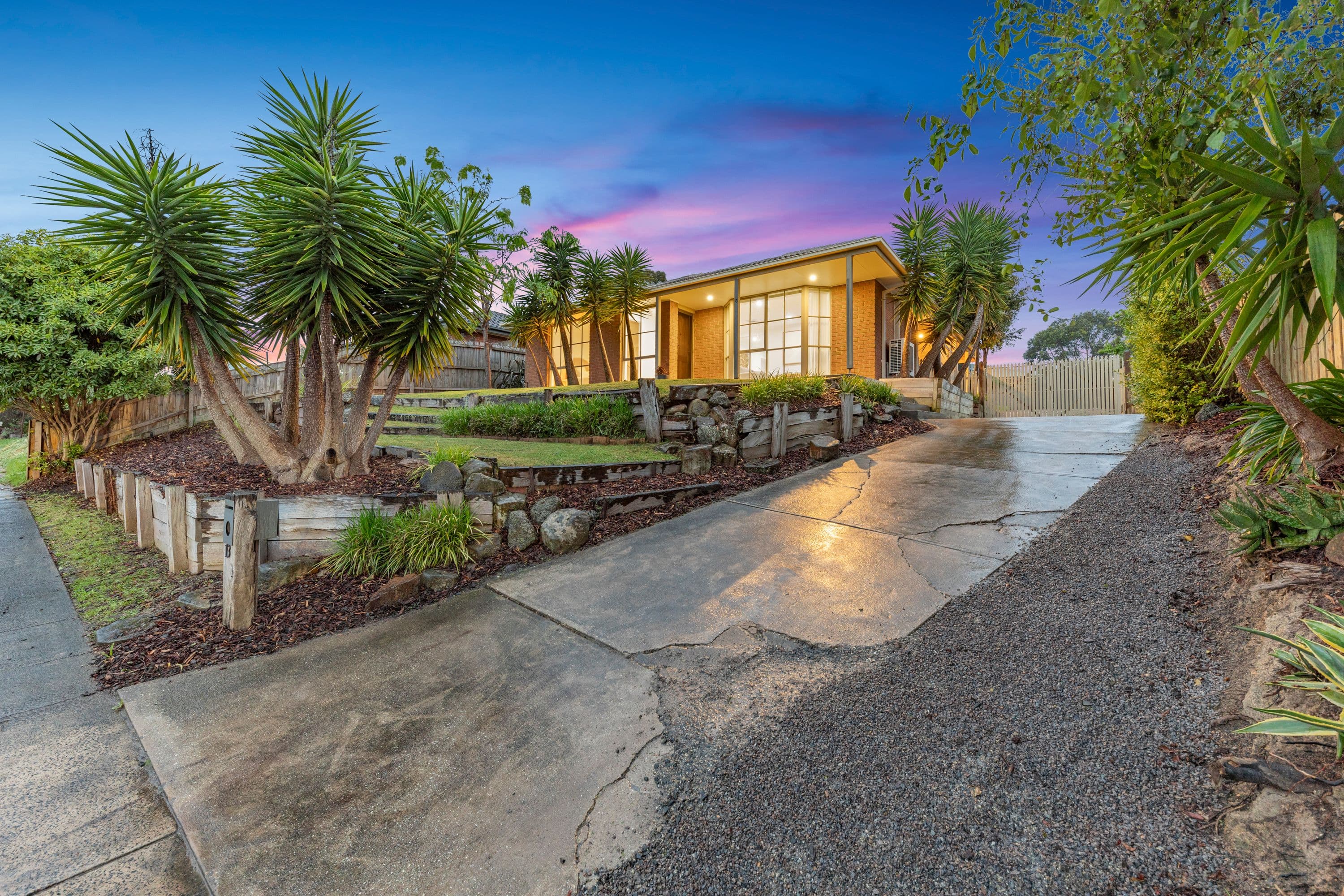 13 Leigh Drive , Pakenham VIC 3810, Pakenham - Image 1
