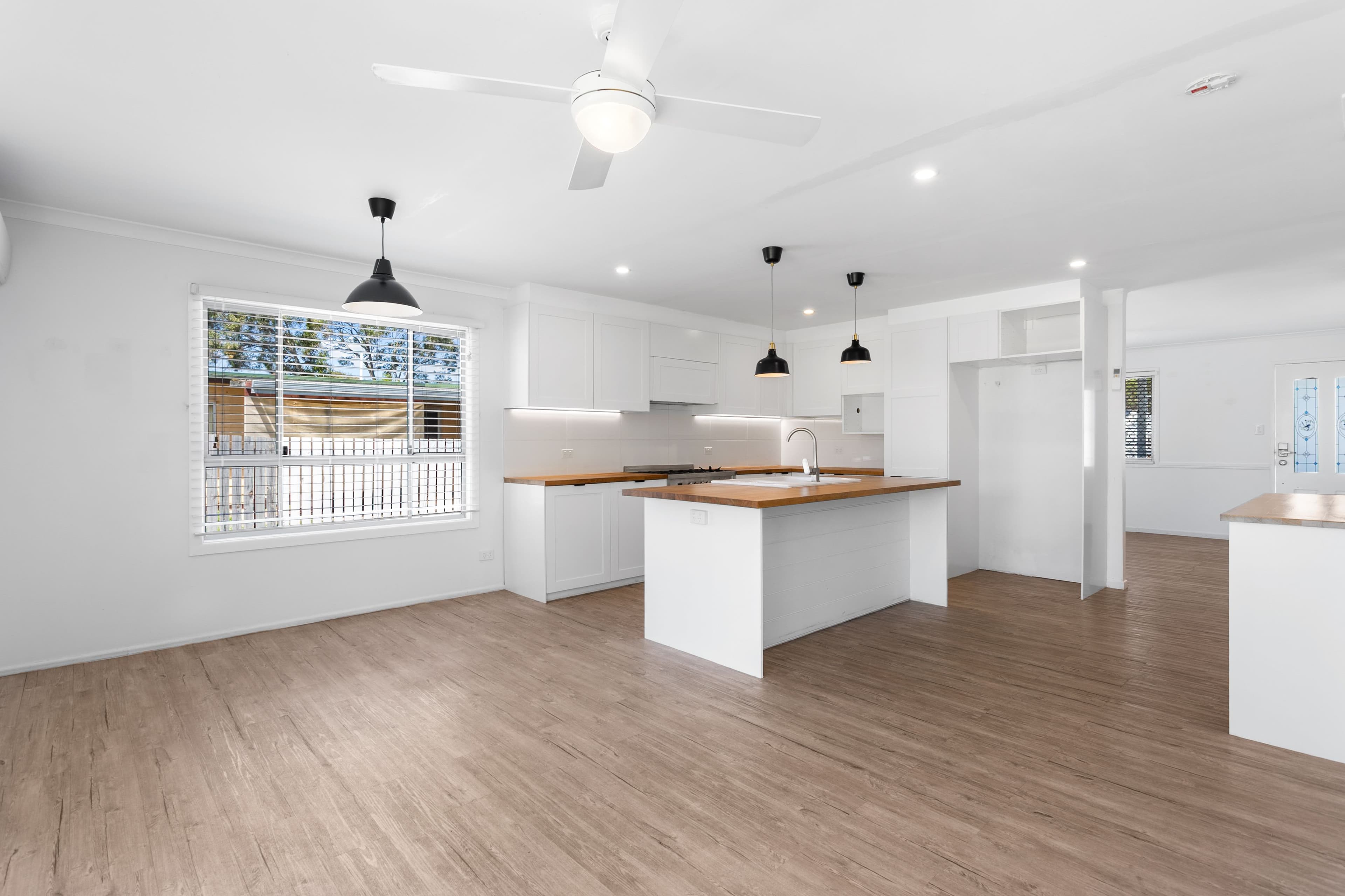 43 Leonie Street , Deception Bay QLD 4508, Deception Bay - Thumbnail 2