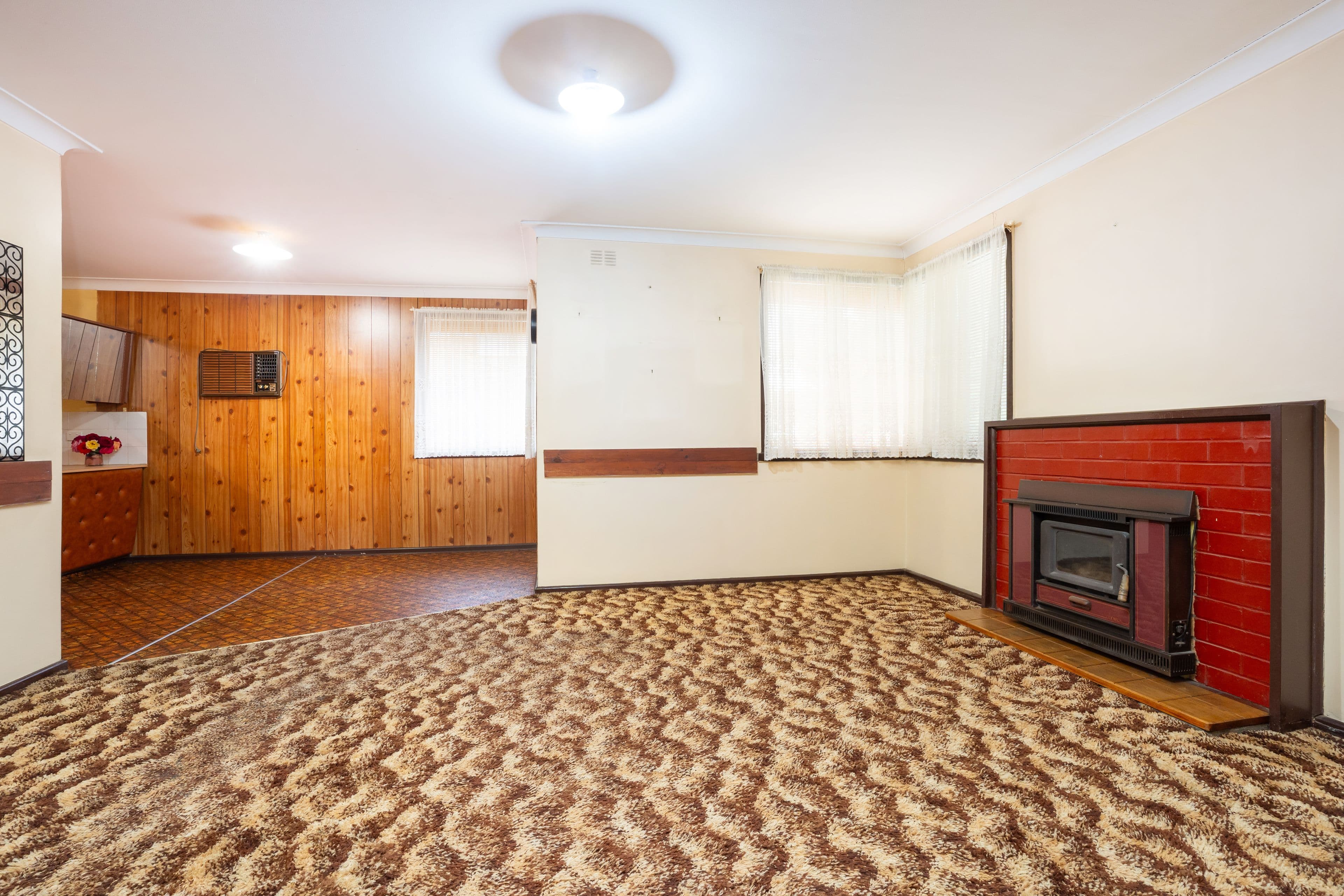 425 English Avenue , Lavington NSW 2641, Lavington - Image 1