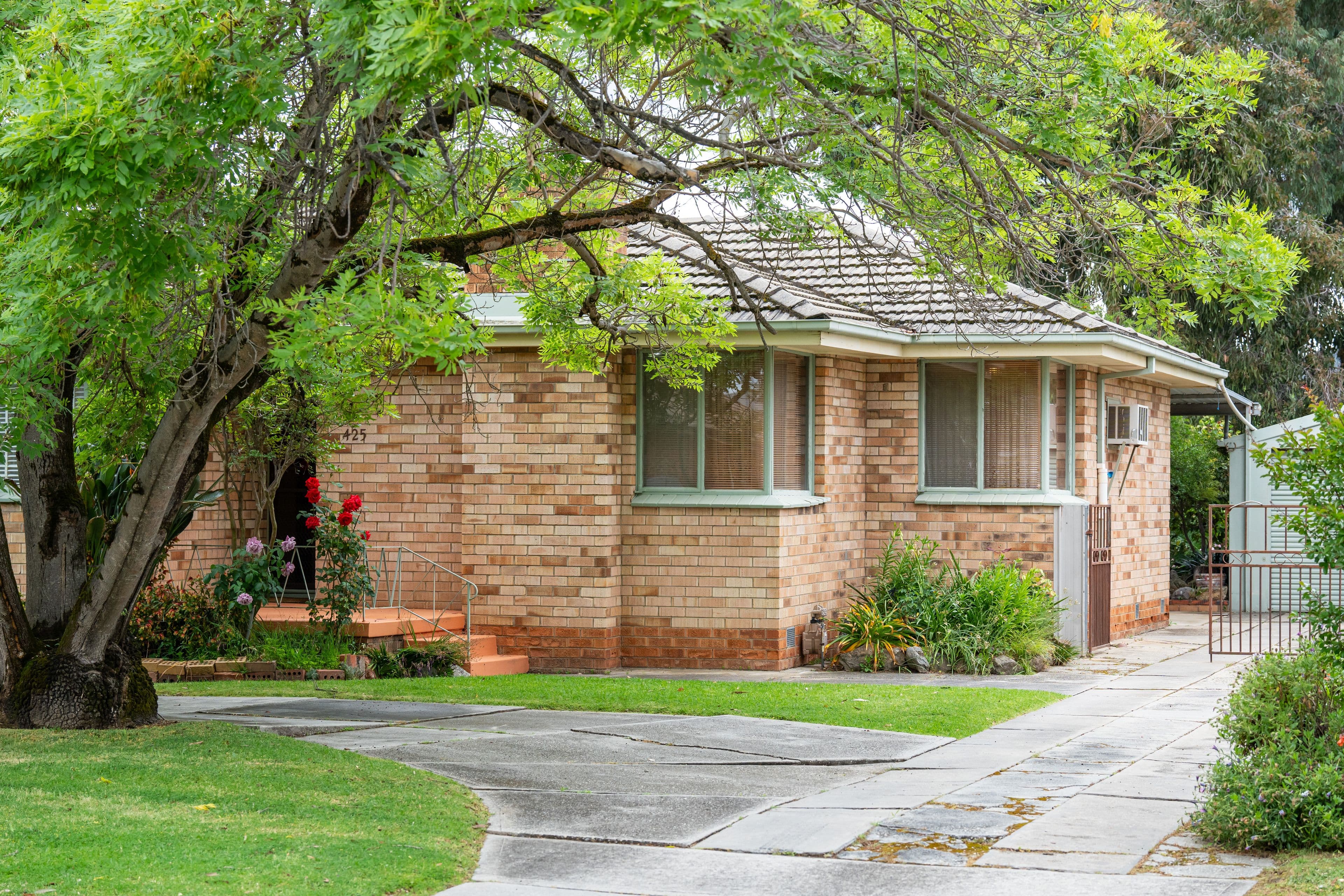 425 English Avenue , Lavington NSW 2641, Lavington - Thumbnail 4