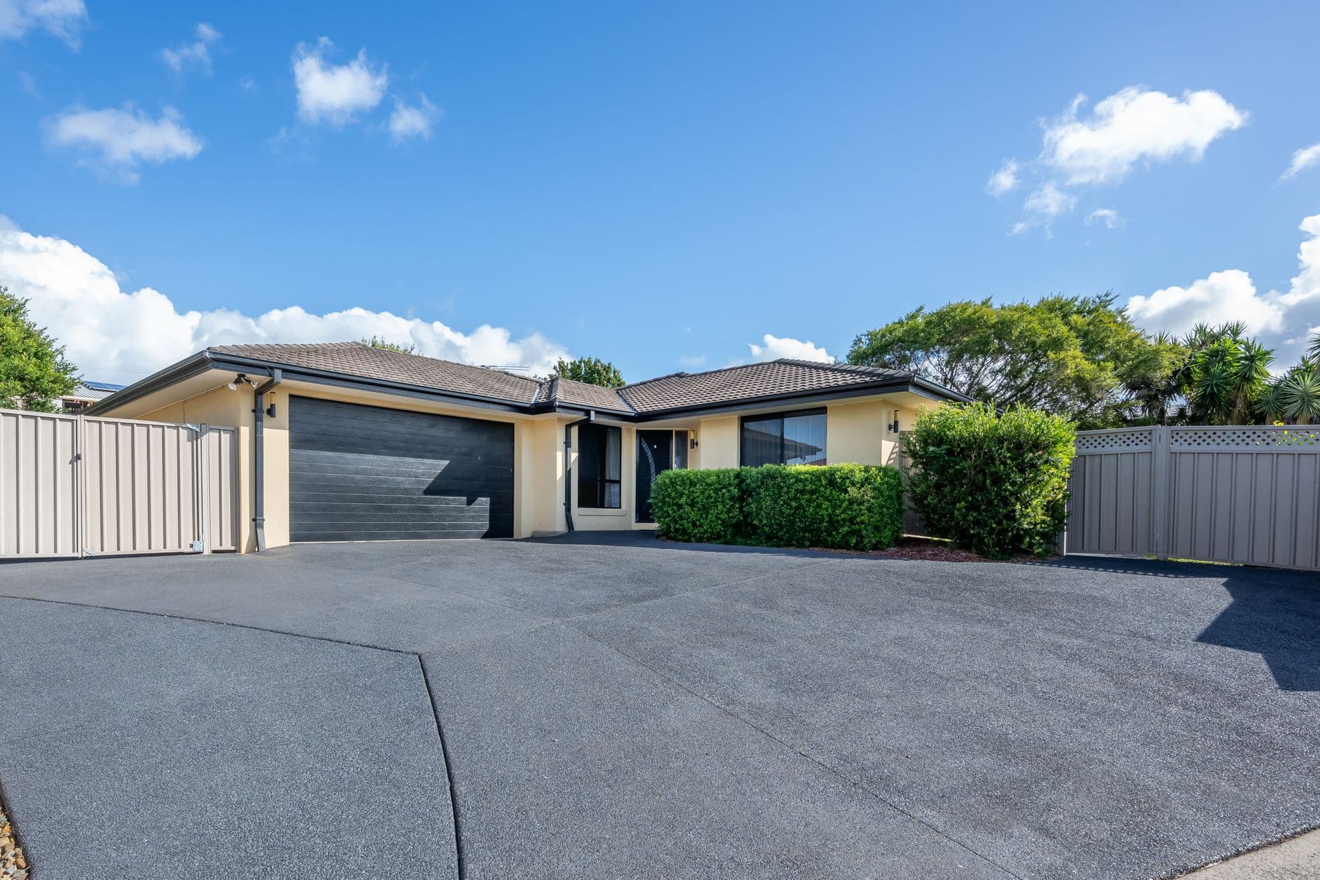 5 Vista Close , Woolgoolga NSW 2456, Woolgoolga - Image 1