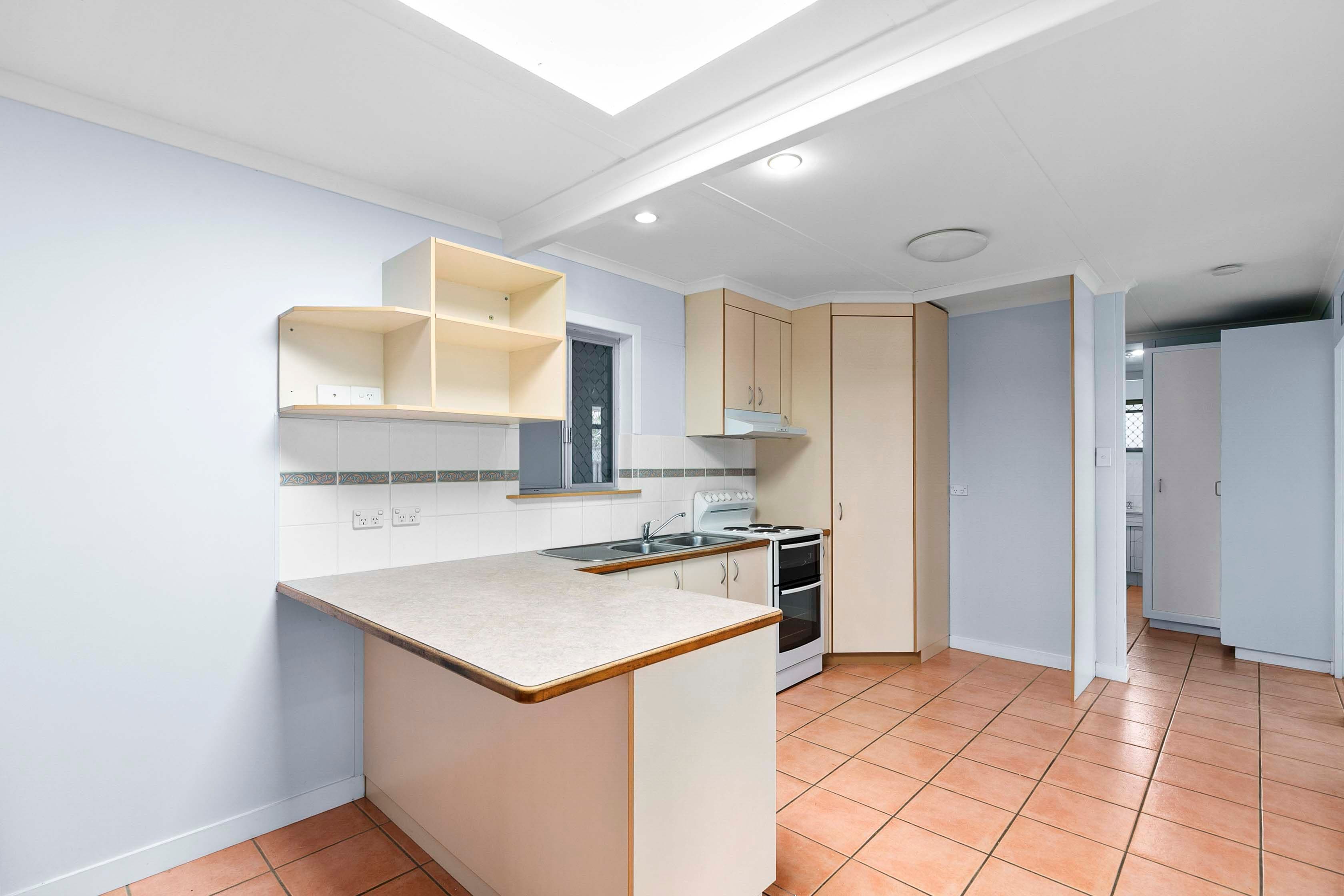 1 Drummond Street , Urangan QLD 4655, Urangan - Thumbnail 5