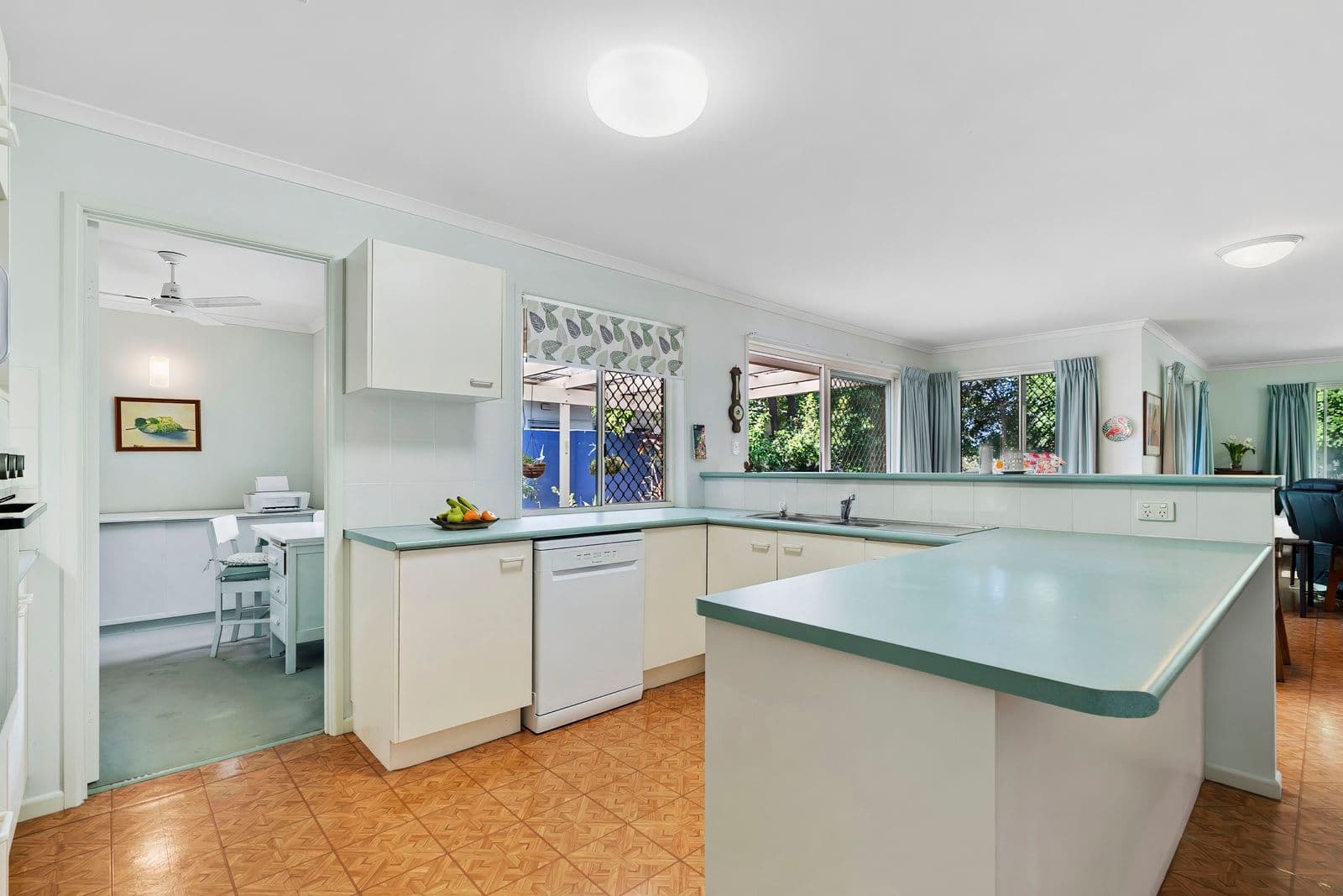 14 Cambridge Court , Tewantin QLD 4565, Tewantin - Thumbnail 4