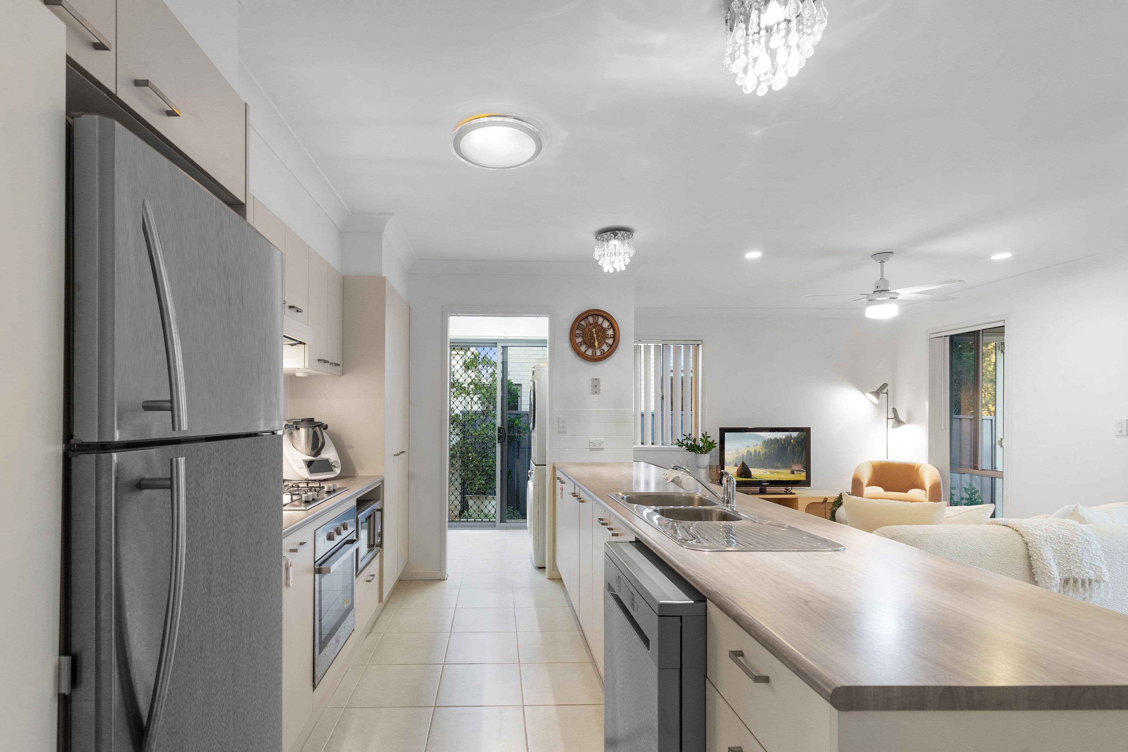23 Hillside Circuit , Chermside West QLD 4032, Chermside West - Thumbnail 2