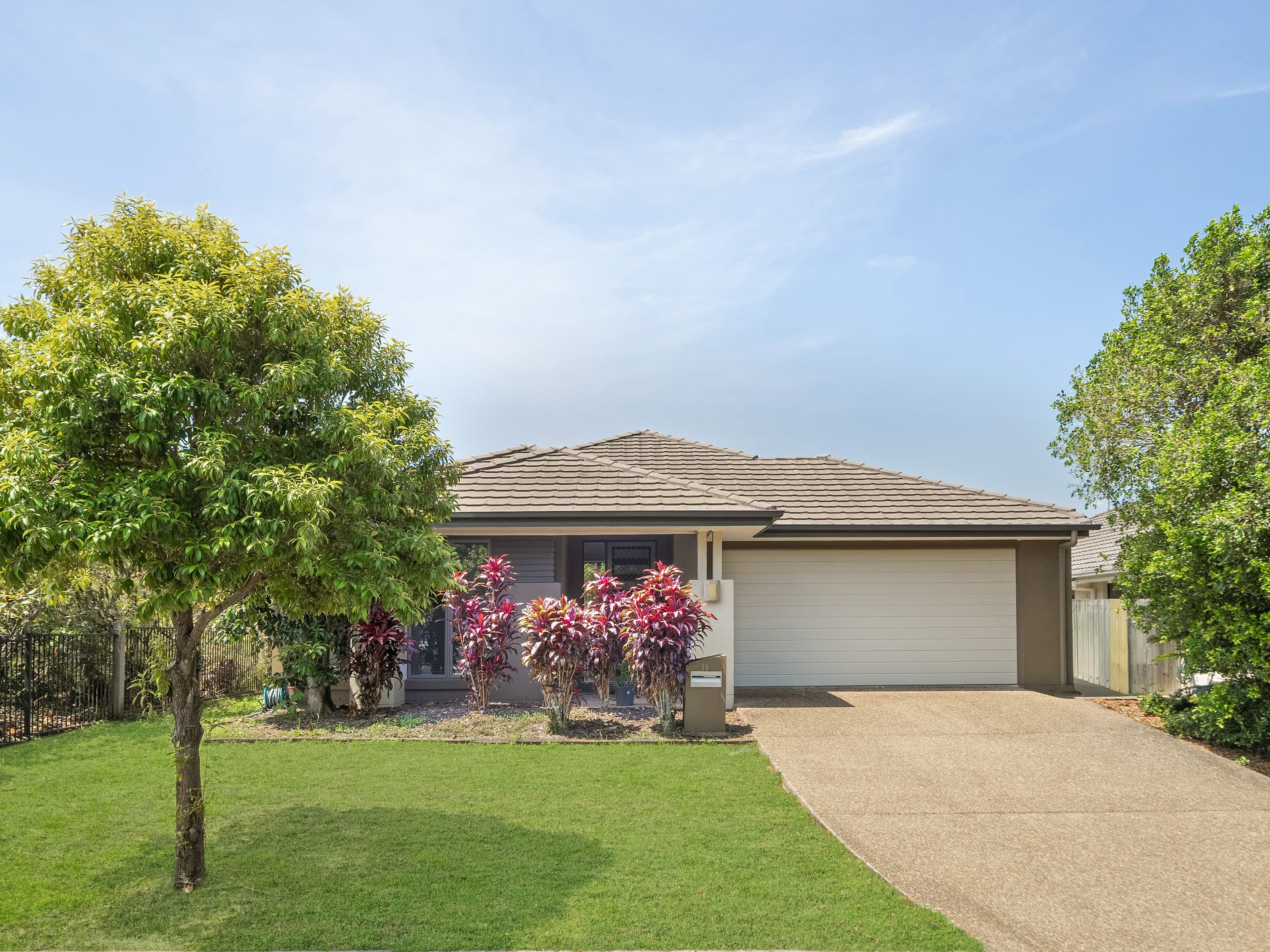 19 Borbidge Street , North Lakes QLD 4509, North Lakes - Thumbnail 2