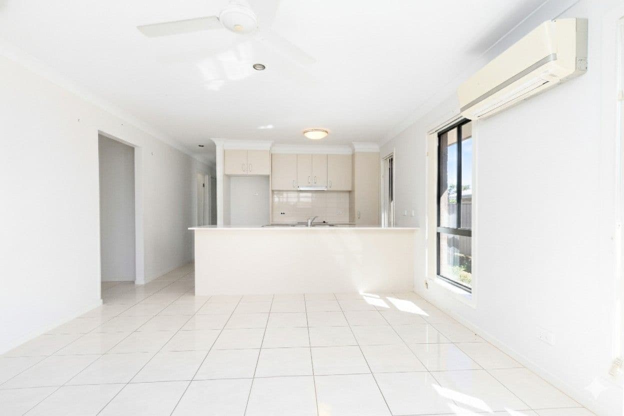 3 Onyx Street , Emerald QLD 4720, Emerald - Thumbnail 8