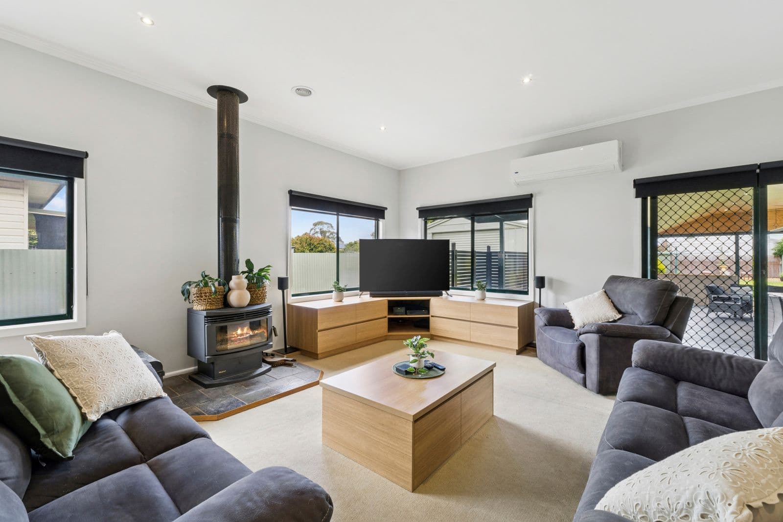 20 Wynne Street , Colac VIC 3250, Colac - Thumbnail 4