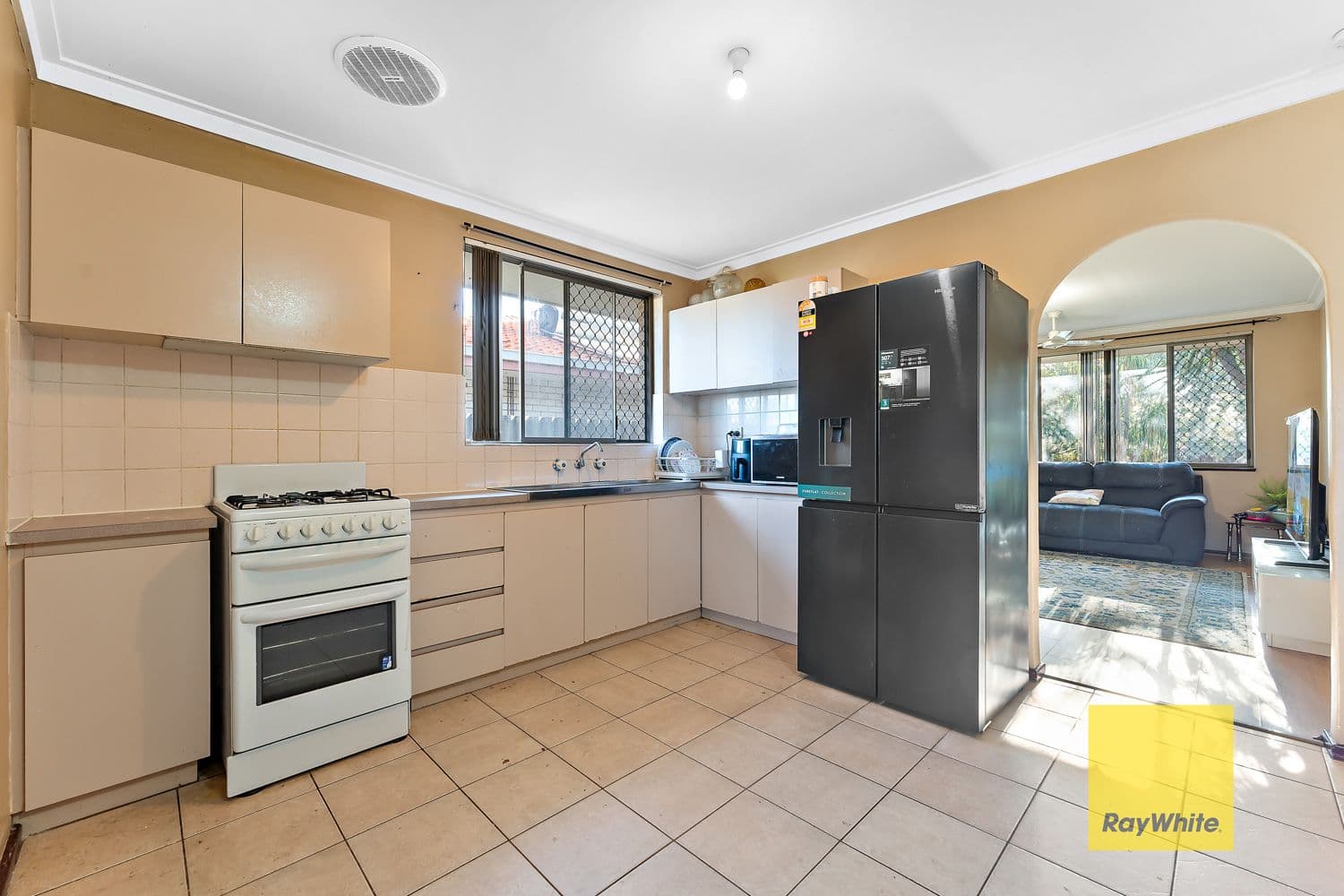 14A Mildenhall Street , Huntingdale WA 6110, Huntingdale - Thumbnail 3