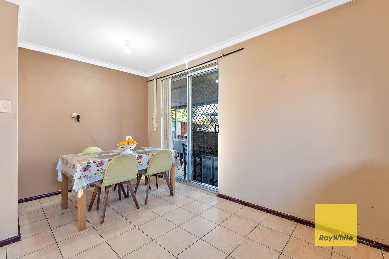 14A Mildenhall Street , Huntingdale WA 6110, Huntingdale - Thumbnail 4
