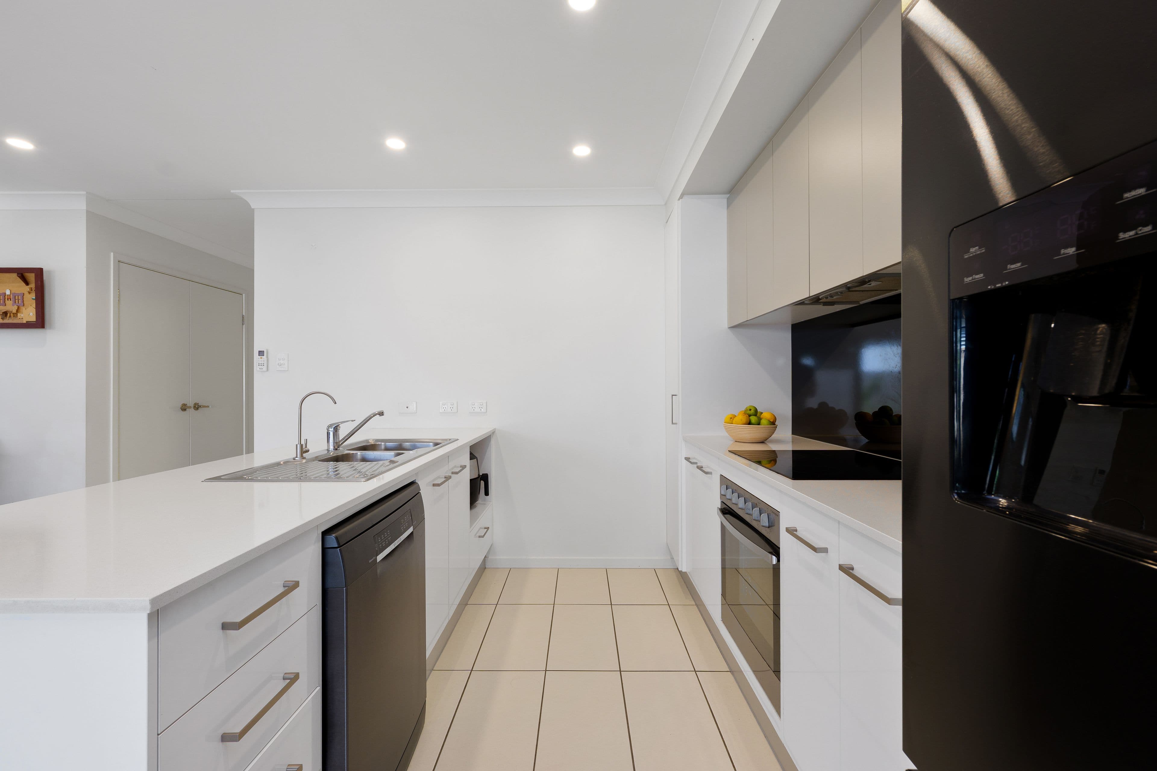 5 Angela Way, Pimpama - Thumbnail 4