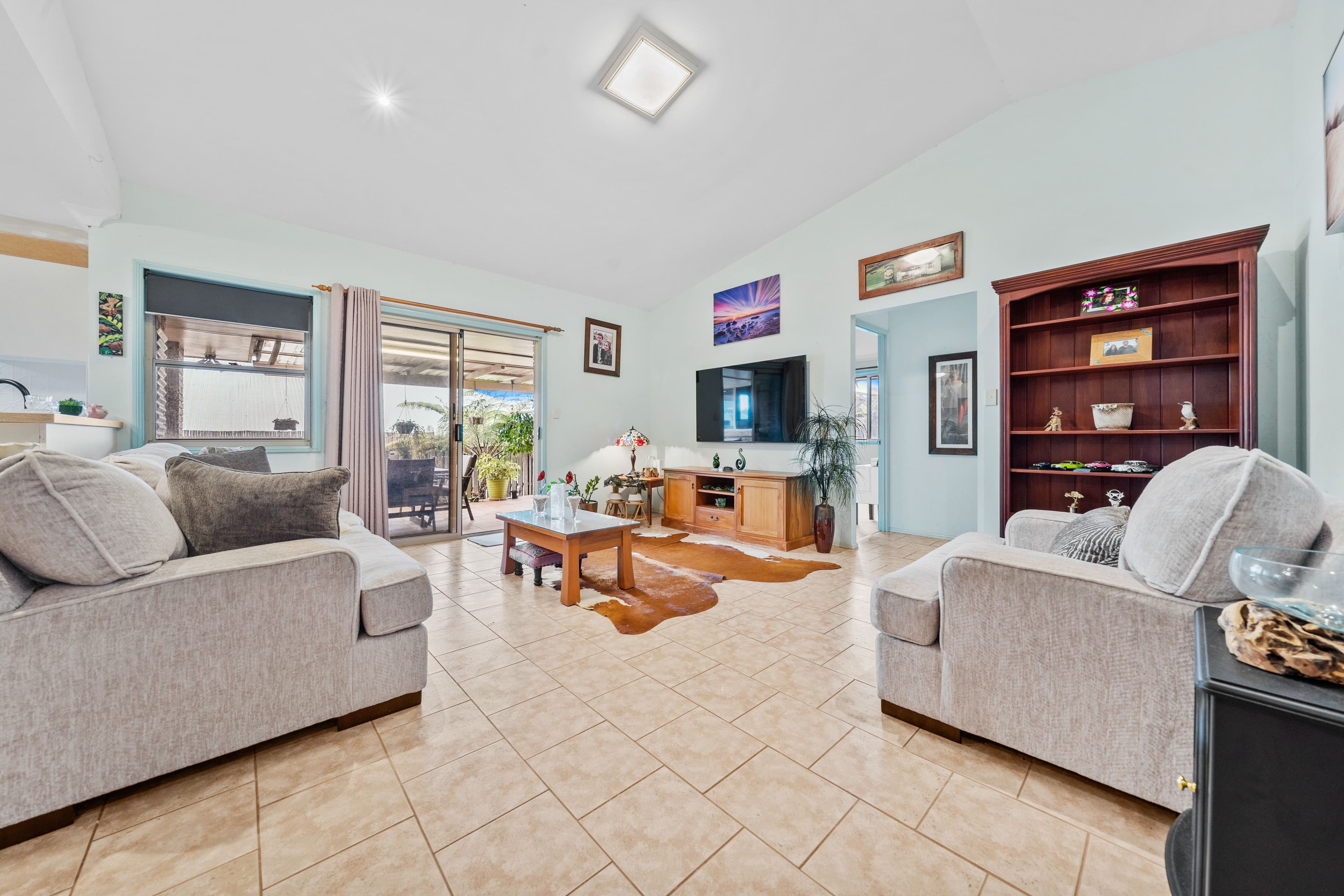 10 Cazna Court , Redland Bay QLD 4165, Redland Bay - Thumbnail 4