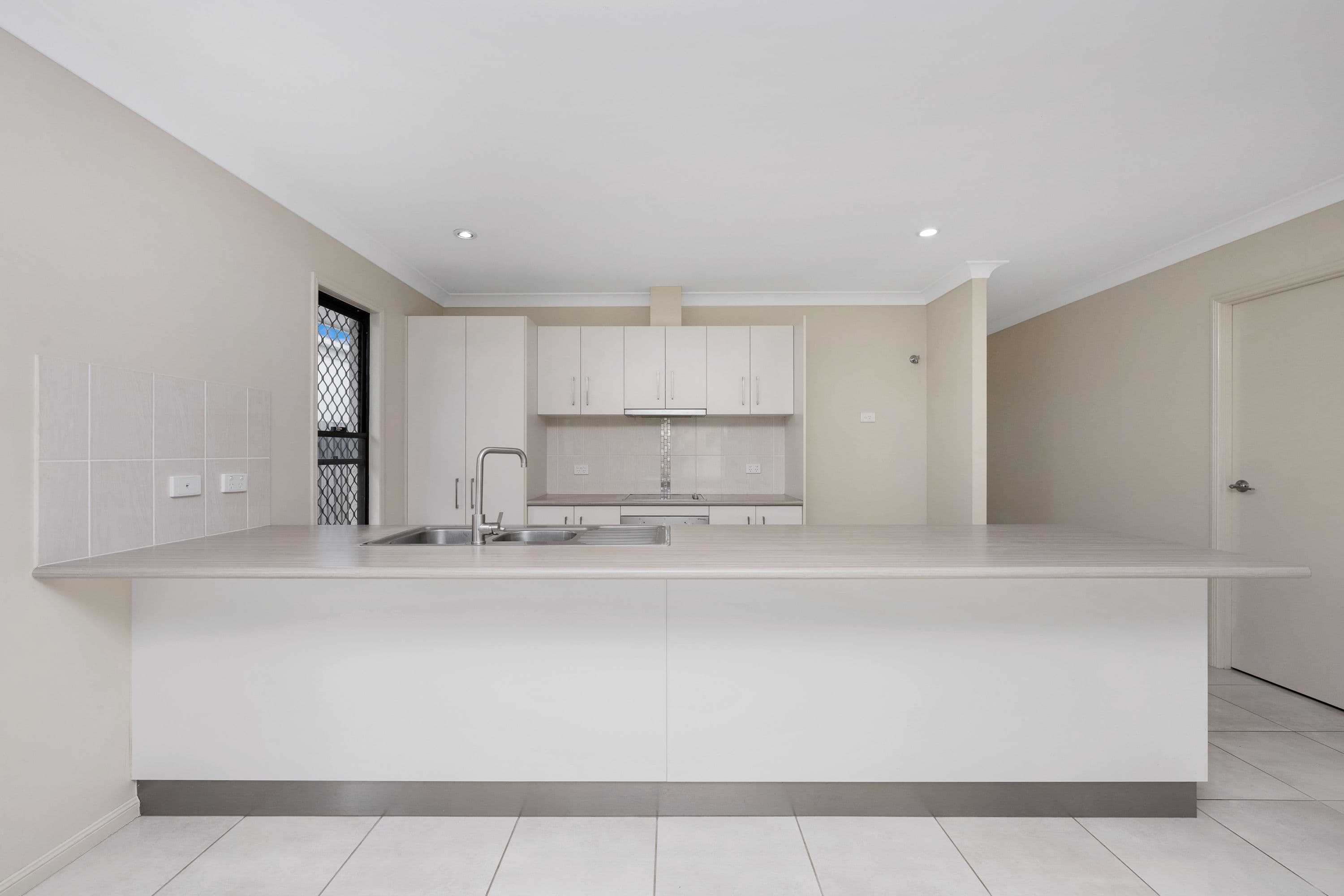 8 Marco Way , Burdell QLD 4818, Burdell - Thumbnail 2