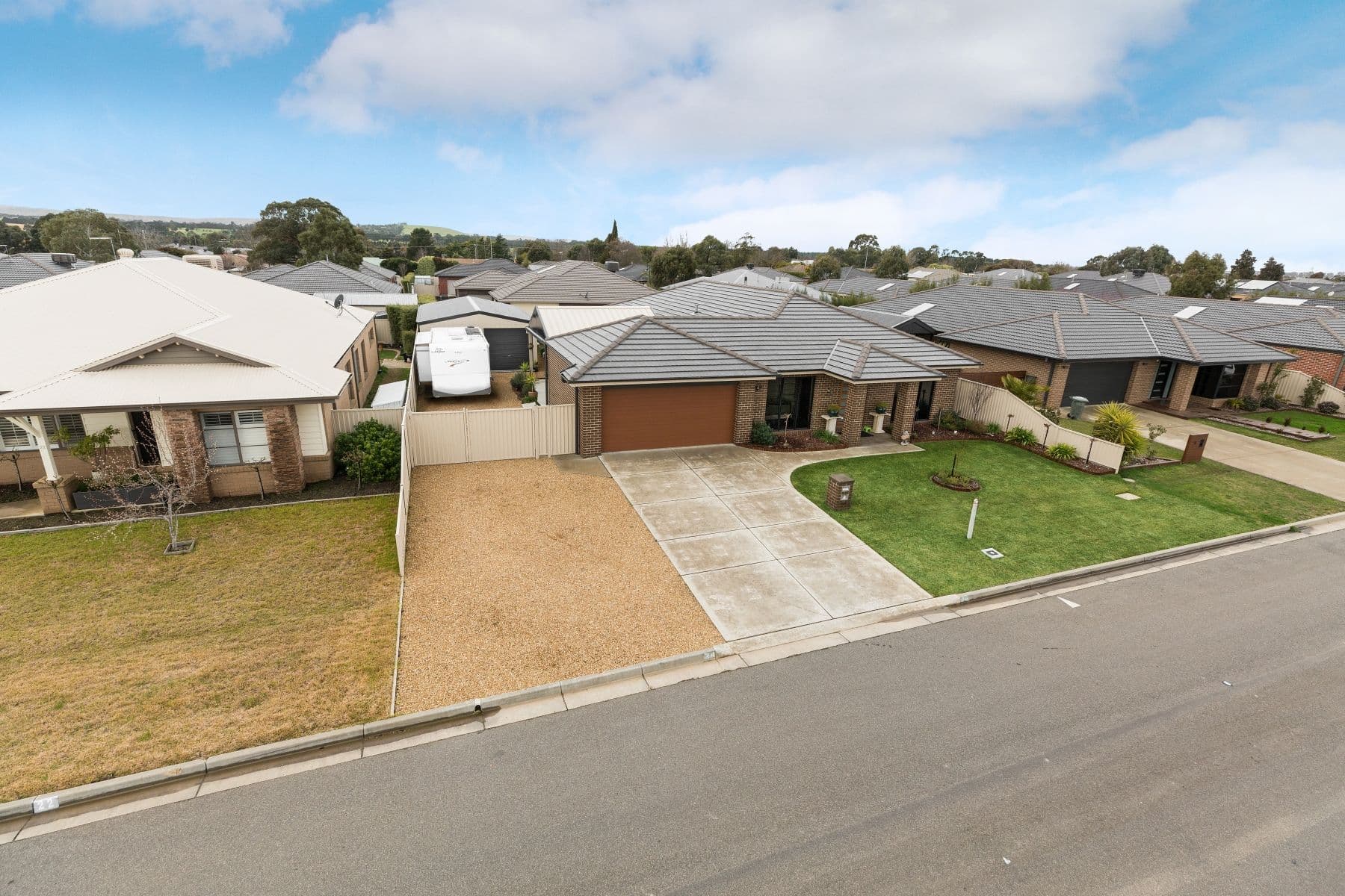 20 Barley Sheaf Drive , Miners Rest VIC 3352, Miners Rest - Thumbnail 2