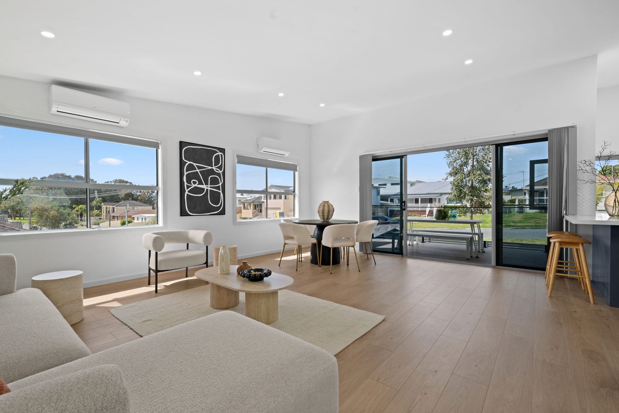 41 Lakeside Parade , The Entrance NSW 2261, The Entrance - Thumbnail 2