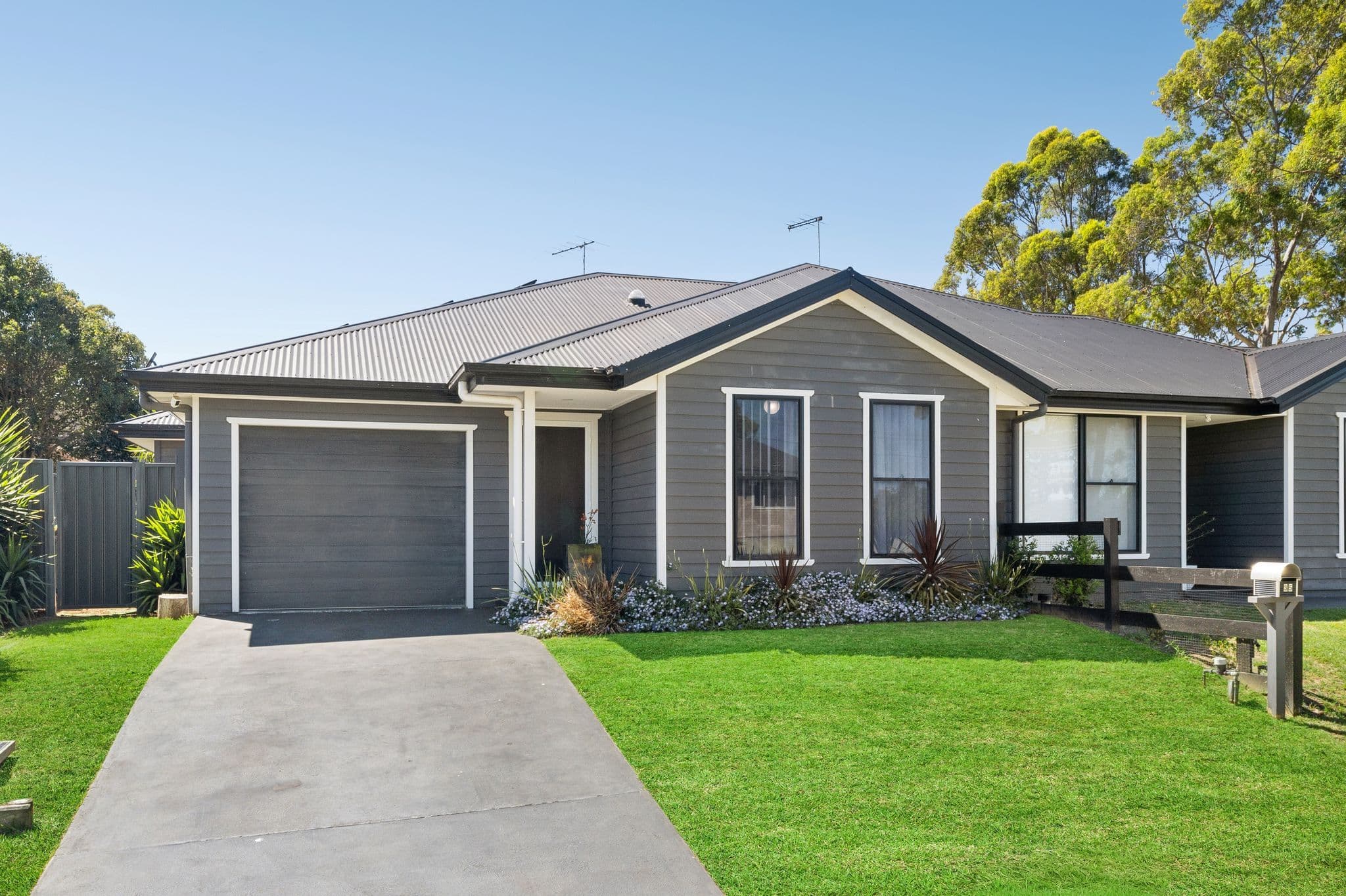 35 Vanderville Street , The Oaks NSW 2570, The Oaks - Image 1