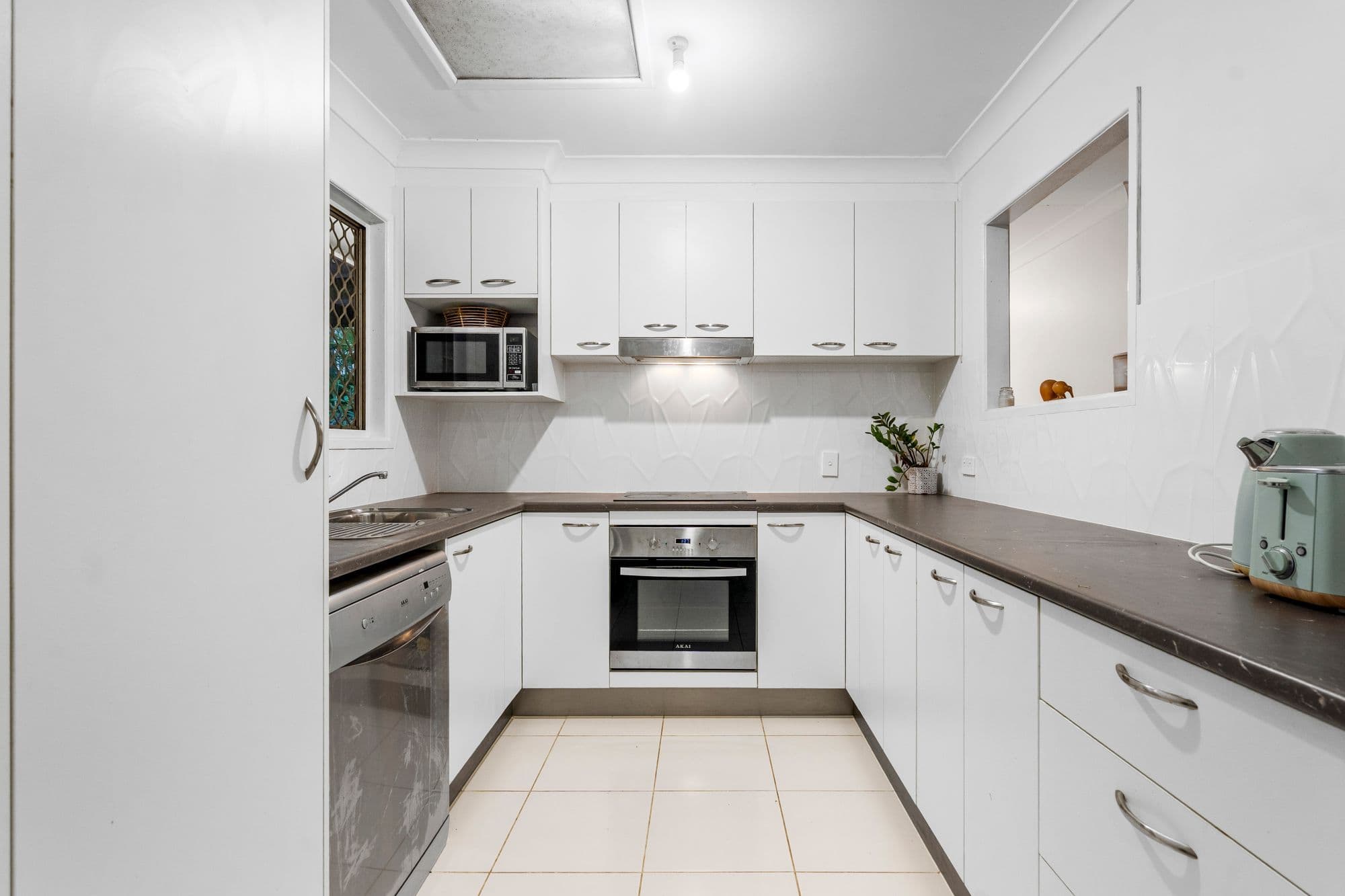 8 Sandstone Court , Eagleby QLD 4207, Eagleby - Thumbnail 7